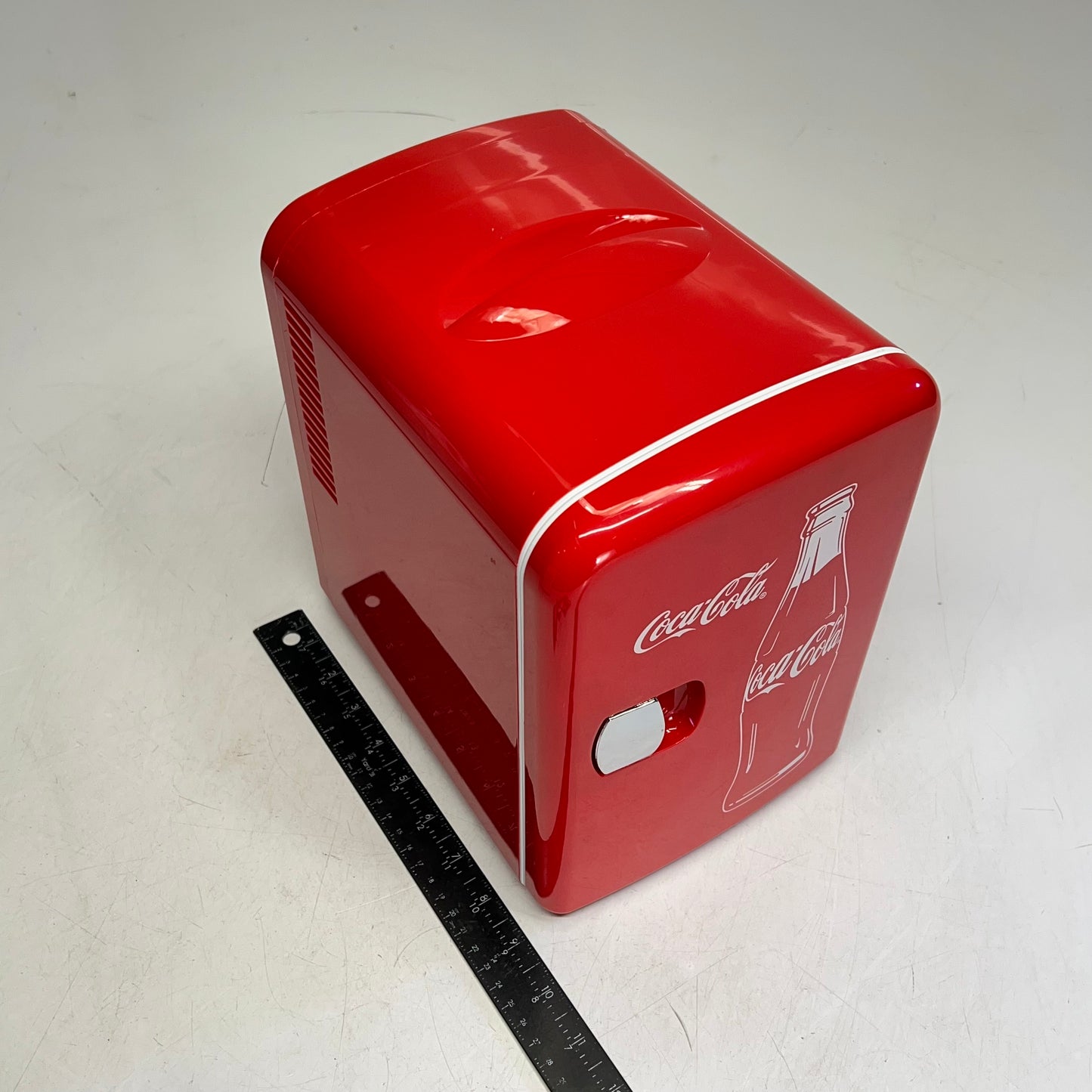 KOOLATRON Coca-cola Classic Travel Mini Fridge 12V DC Fits 6 Cans Red KWC-4