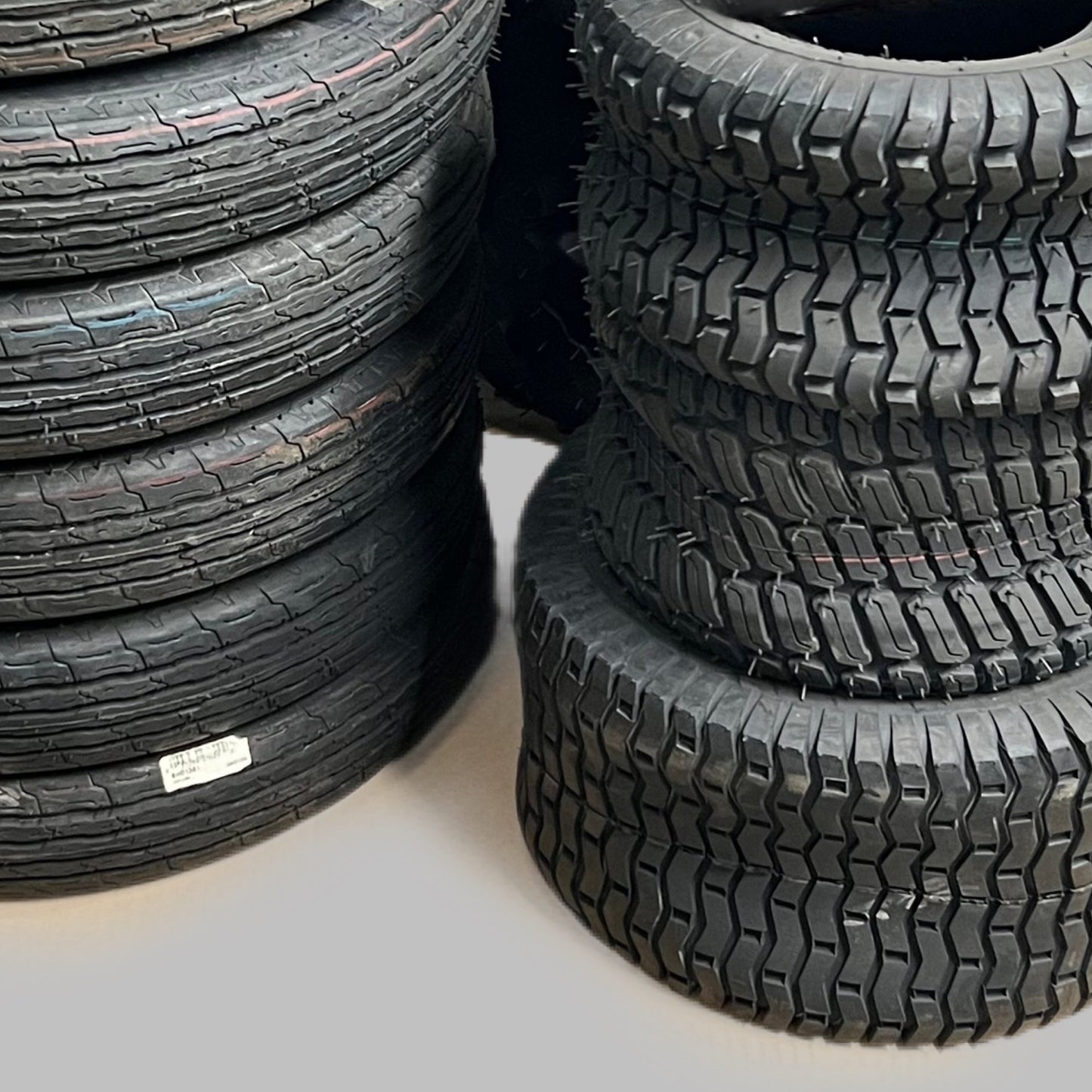 CARLISLE (16 TIRES) Miscellaneous Tires (for Small Trailers, ATV, Golf Cart)