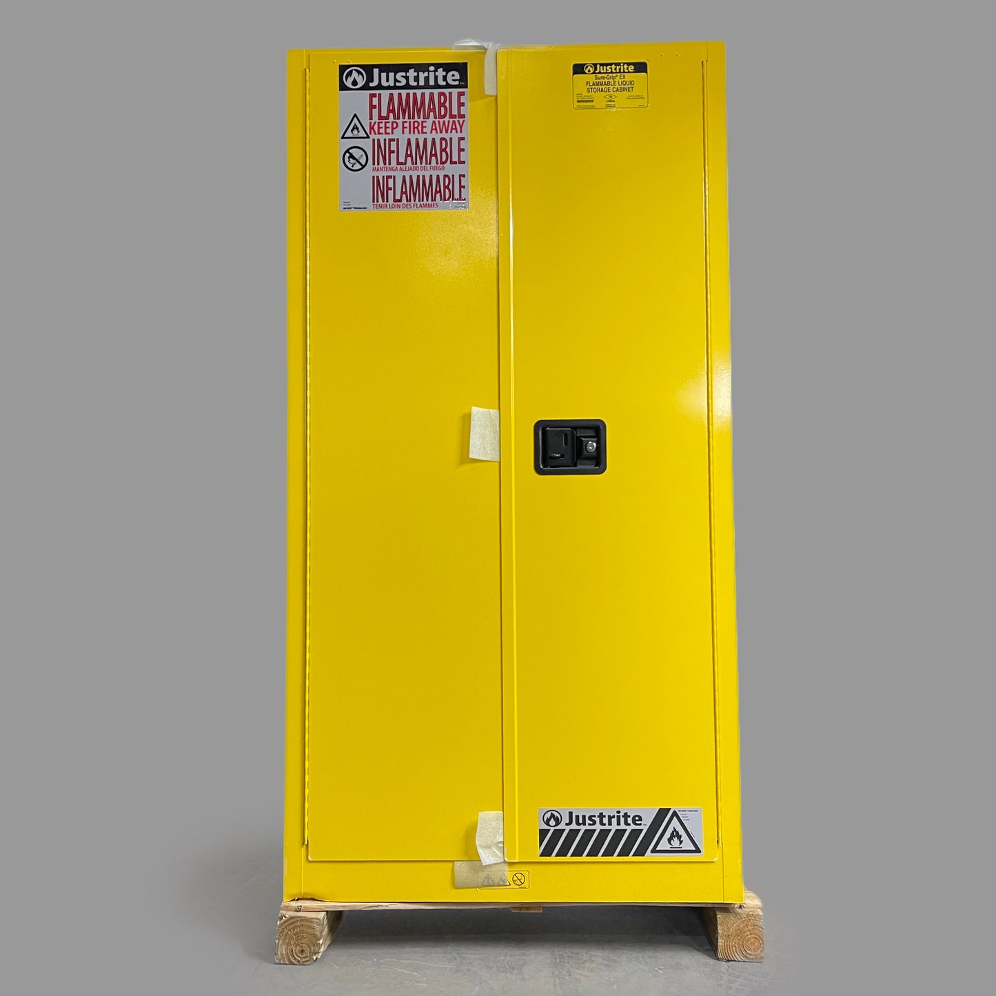 JUSTRITE Sure-Grip EX Flammable Liquid Safety Storage Cabinet 90 Gal 43wx34dx65h 899000