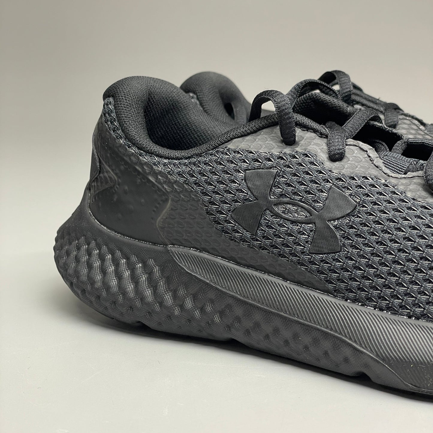 UNDER ARMOUR UA Charged Rogue 3 Running Sneaker Women's Sz 6 Black 3024888-003 (New)