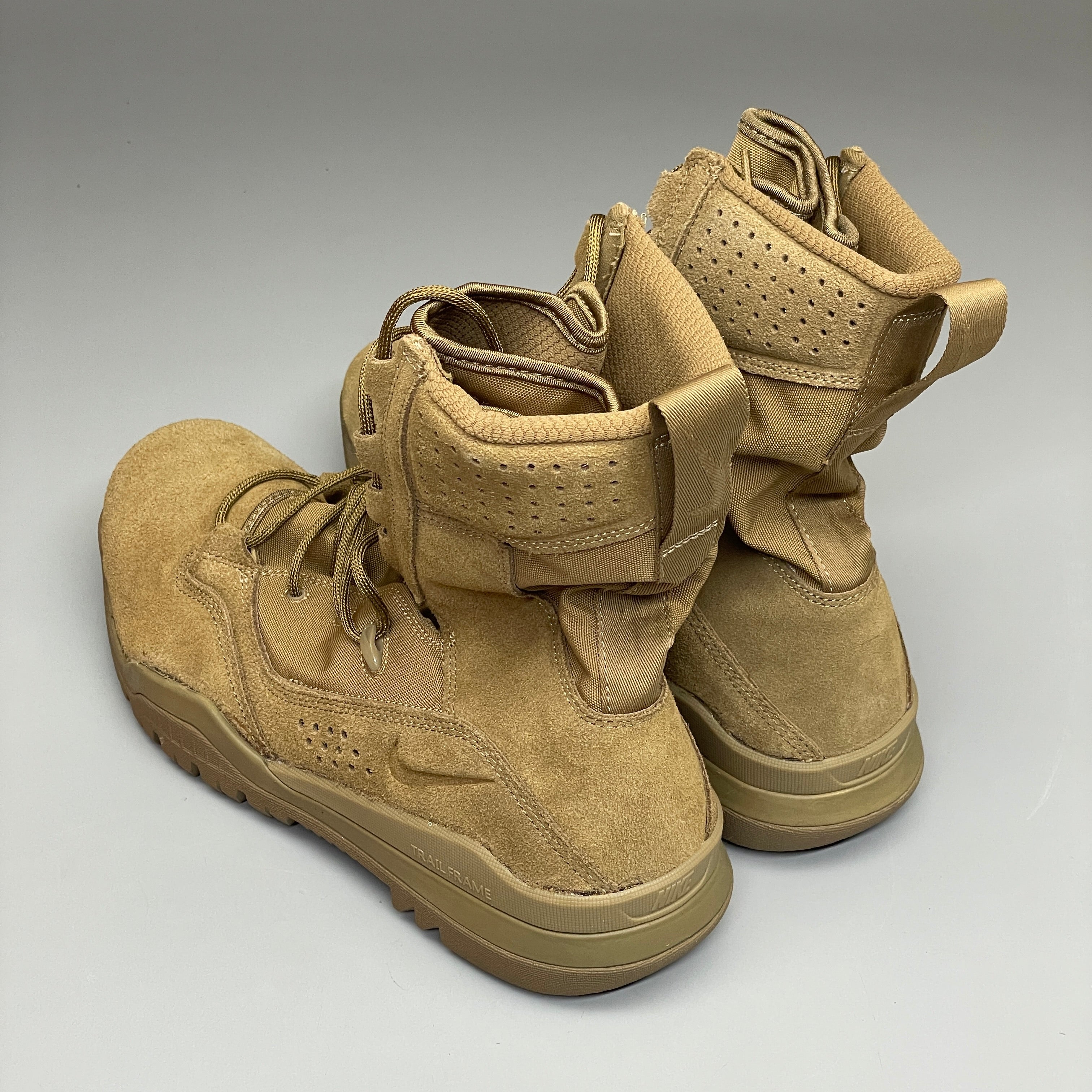 Nike coyote hotsell tan boots