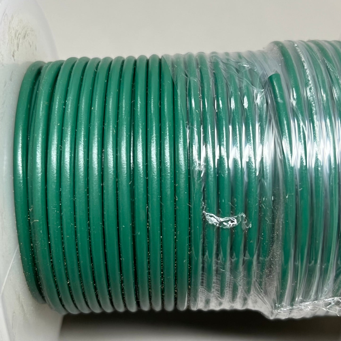 BEE WIRE & CABLE INC. 100' Heavy Duty Green Cable 118-3A (New)