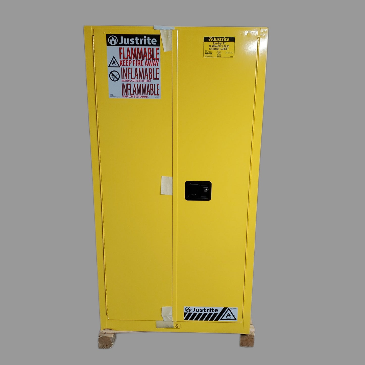 JUSTRITE Sure-Grip EX Flammable Liquid Safety Storage Cabinet 90 Gal 43wx34dx65h 899000