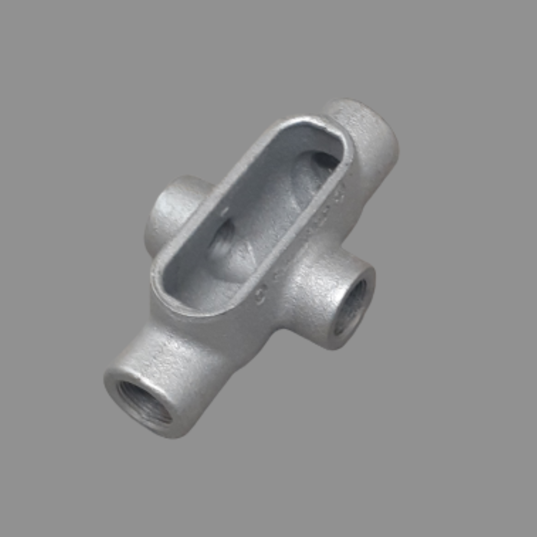 EATON CROUSE-HINDS Condulet Form 7 Conduit Outlet Body, Feraloy Iron Alloy, X Shape, 3/4" (New)