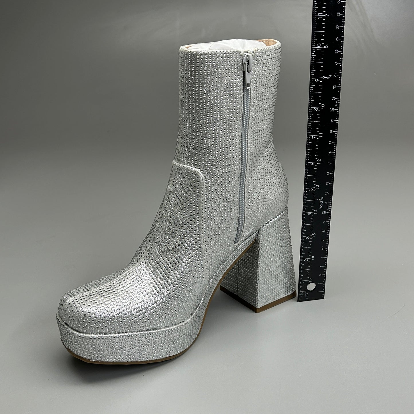 MIA Iva Silver Stone Heeled Boots Women's Sz 9.5 Silver GS1253108 (New)