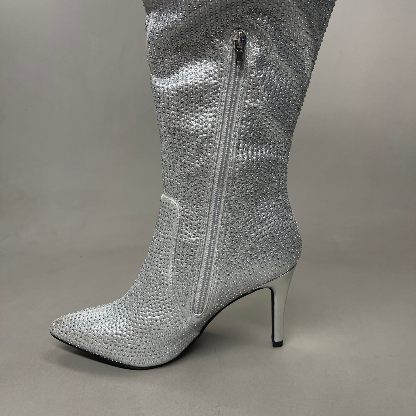 MIA Mackynzie Silver Stone Tall Heeled Boots Sz 7.5M Q100302