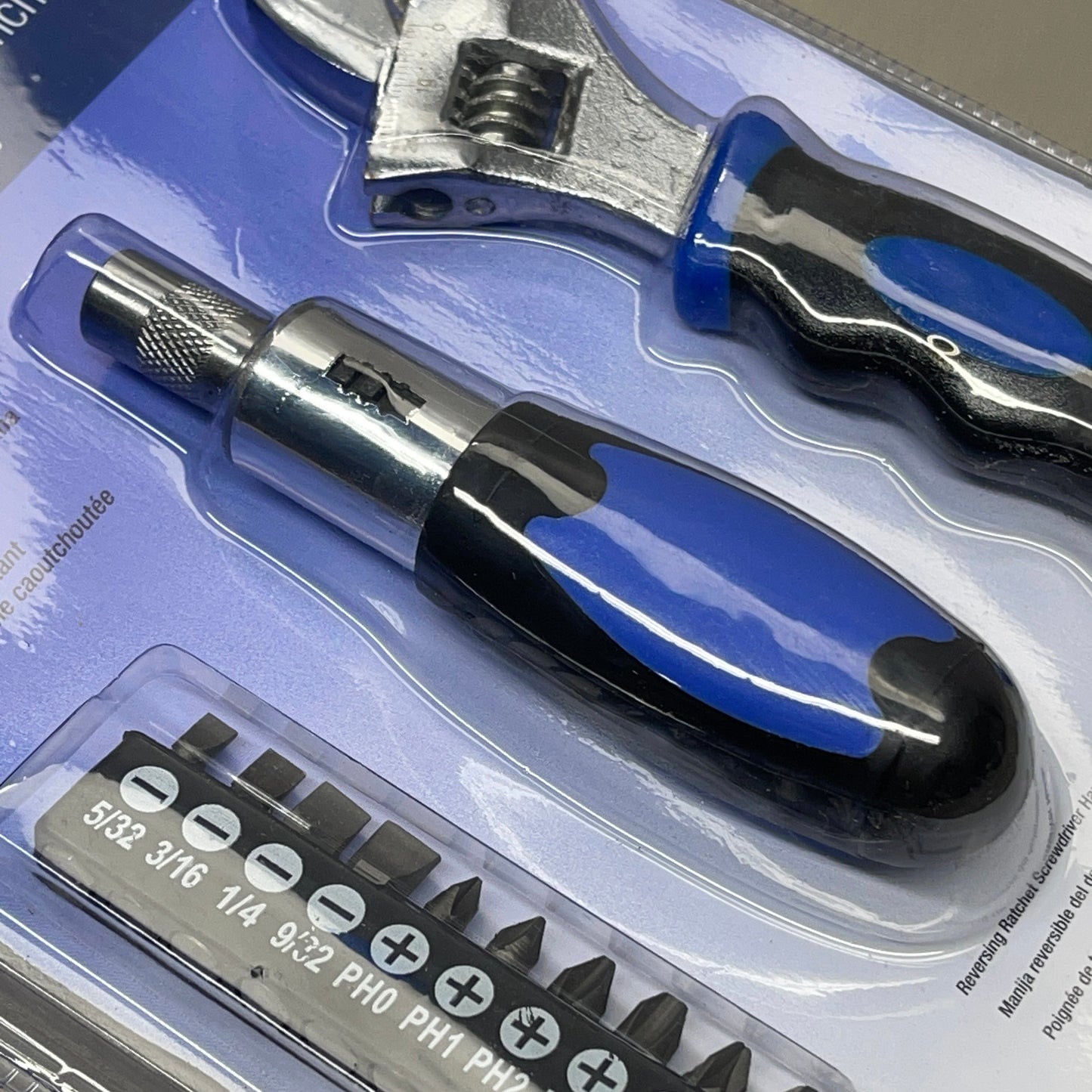 ZA@ HELPING HAND 12 PC Stubby Tool Set W/ Adjustable Wrench And Screwdriver FQ20309 (New) B