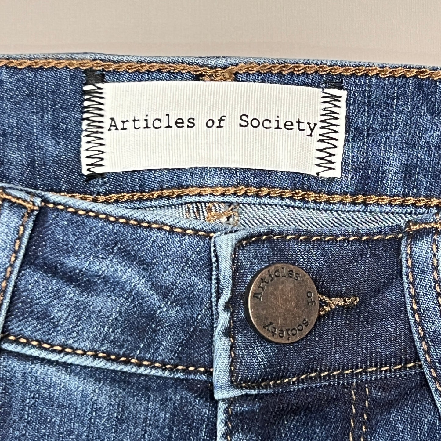 ARTICLES OF SOCIETY Hilo Ripped Denim Jeans Women's Sz 28 Blue 5350PLV-706 (New)