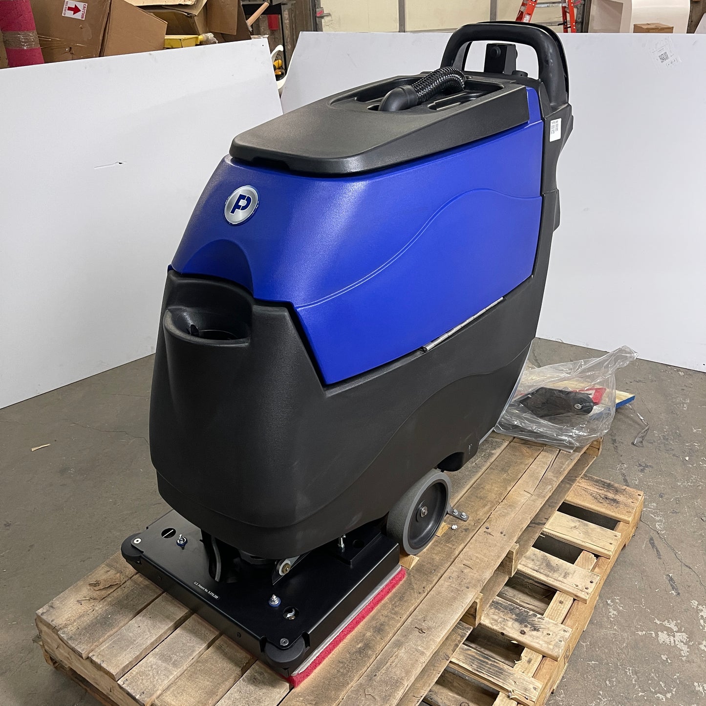 POWERKLEEN Floor Scrubber Transaxle Drive with Battery Shield Blue/Black S-20 (New)