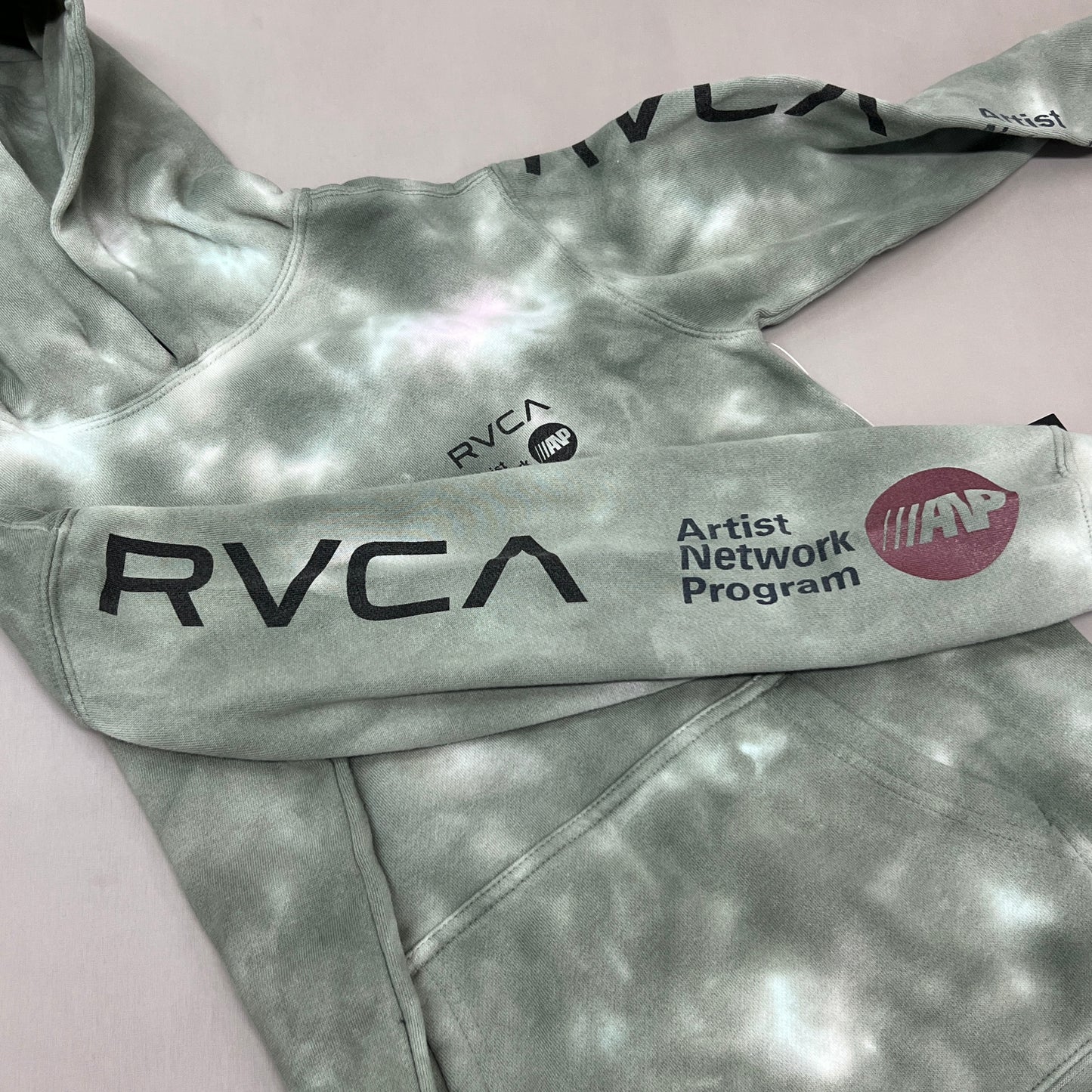 RVCA Artist Network Program Tie Dye Hoodie Youth Sz L /14 AVBSF00106 Green (New)