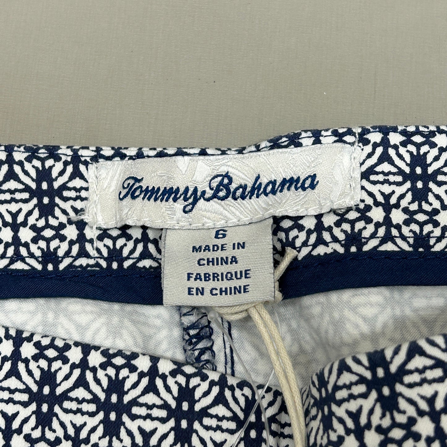 TOMMY BAHAMA Women's Geo in a Bottle Pant Island Navy Size 6 (New)