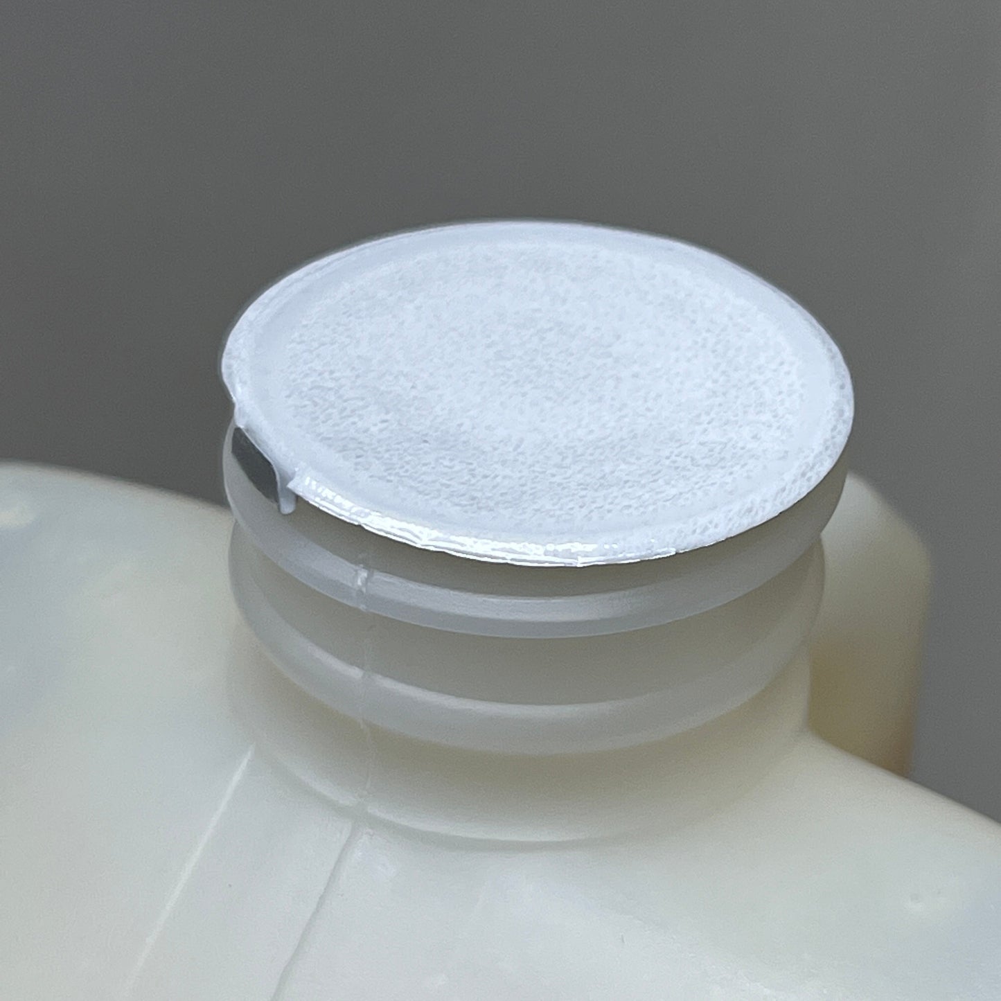 ZA@ STARBUCKS Fontana White Chocolate Flavored Sauce for Beverages 1.86 L BB 01/26