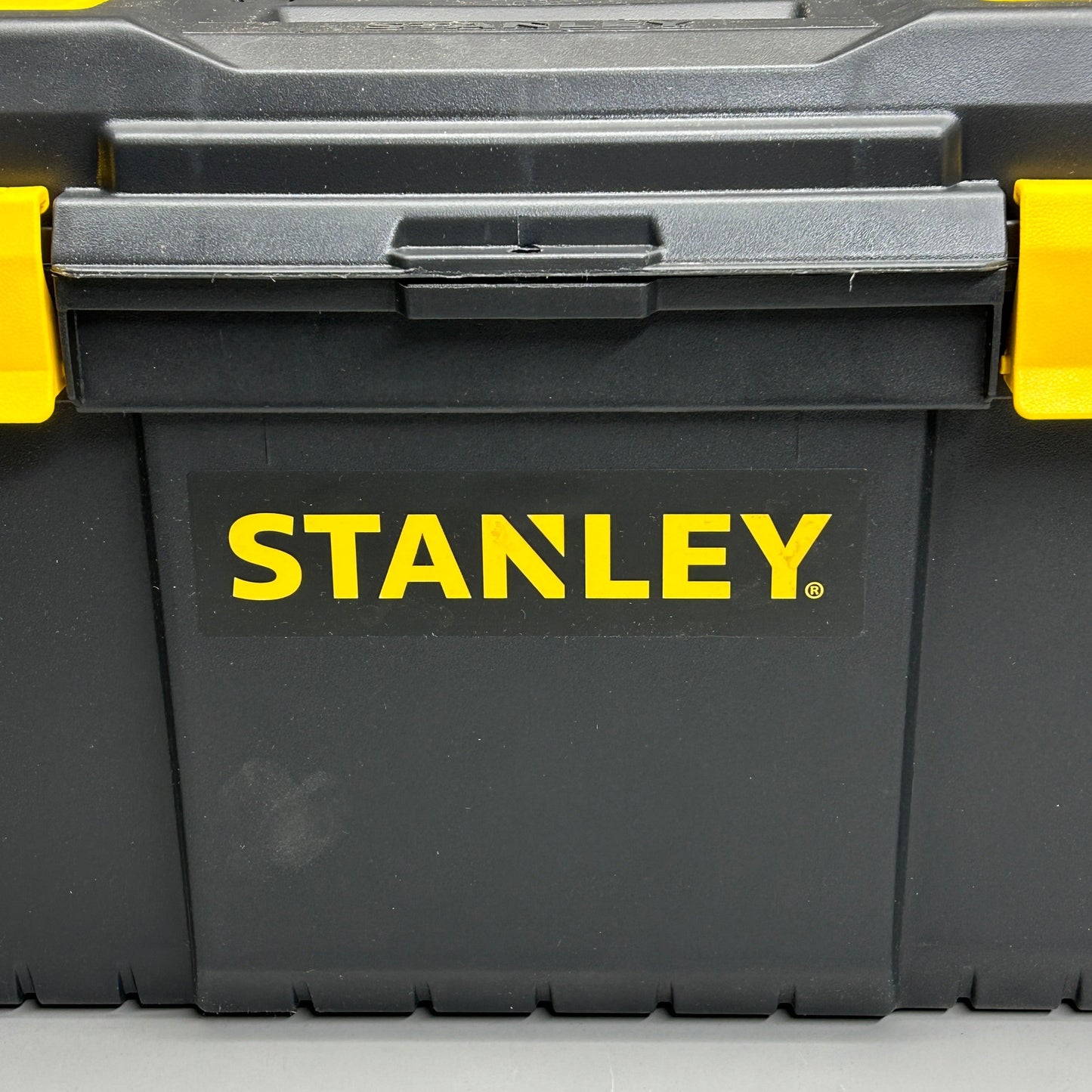 STANLEY 19" Essential Toolbox With Lid Organizers Black/Yellow STST19331 (New)