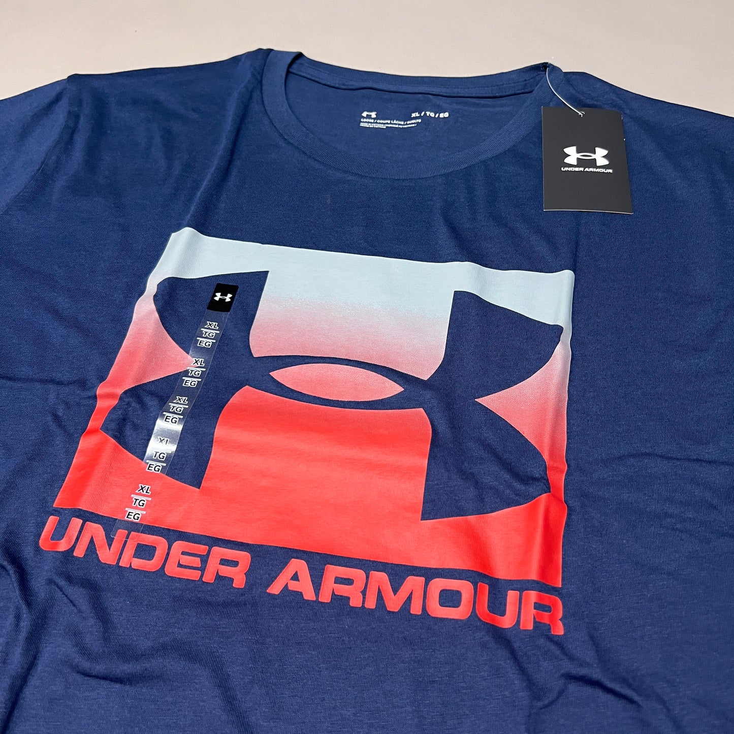 UNDER ARMOUR Boxed Sportstyle Short Sleeve T-Shirt Men's Academy / Red-408 Sz XL 1329581(New)
