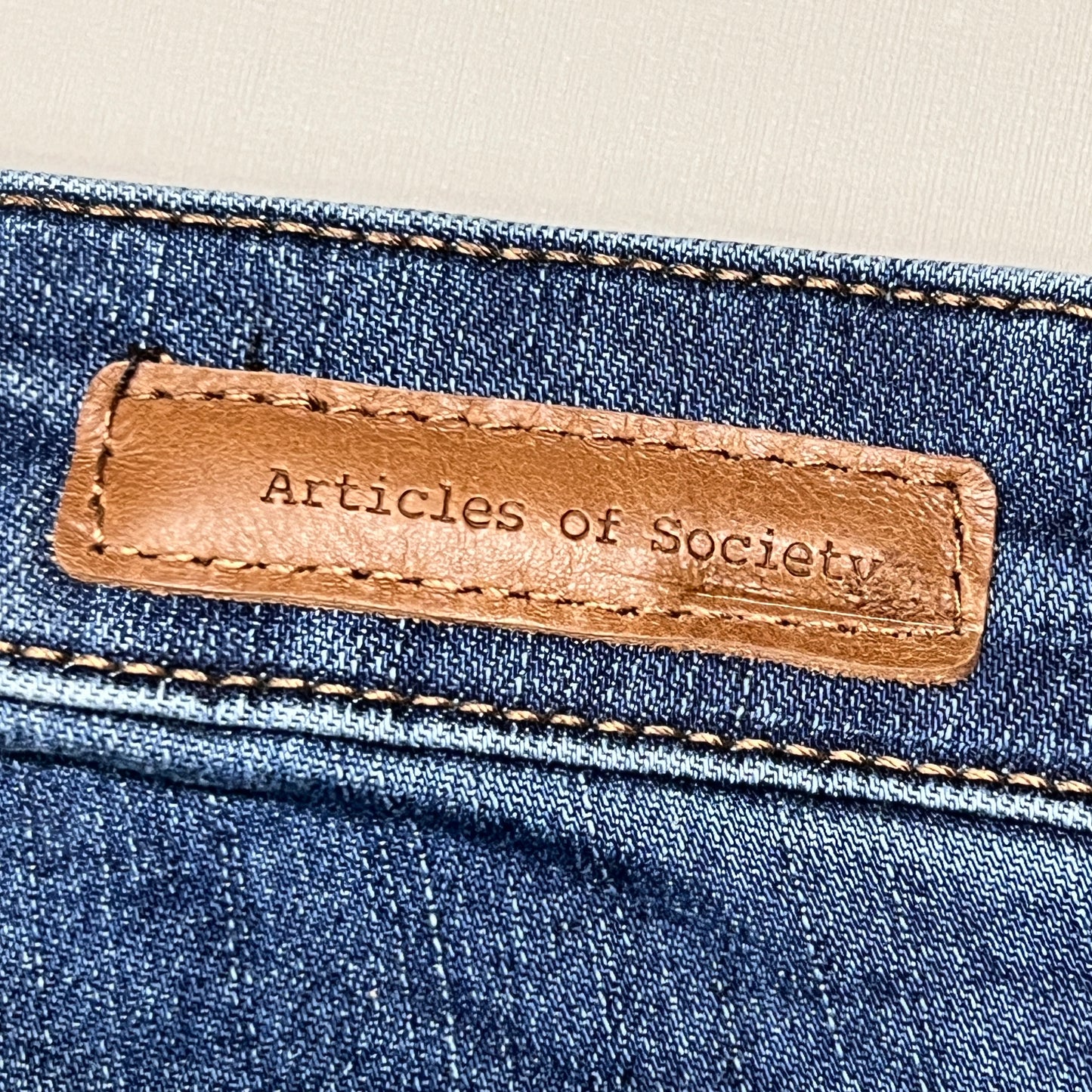 ARTICLES OF SOCIETY Hilo Ripped Denim Jeans Women's Sz 32 Blue 5350PLV-706 (New)