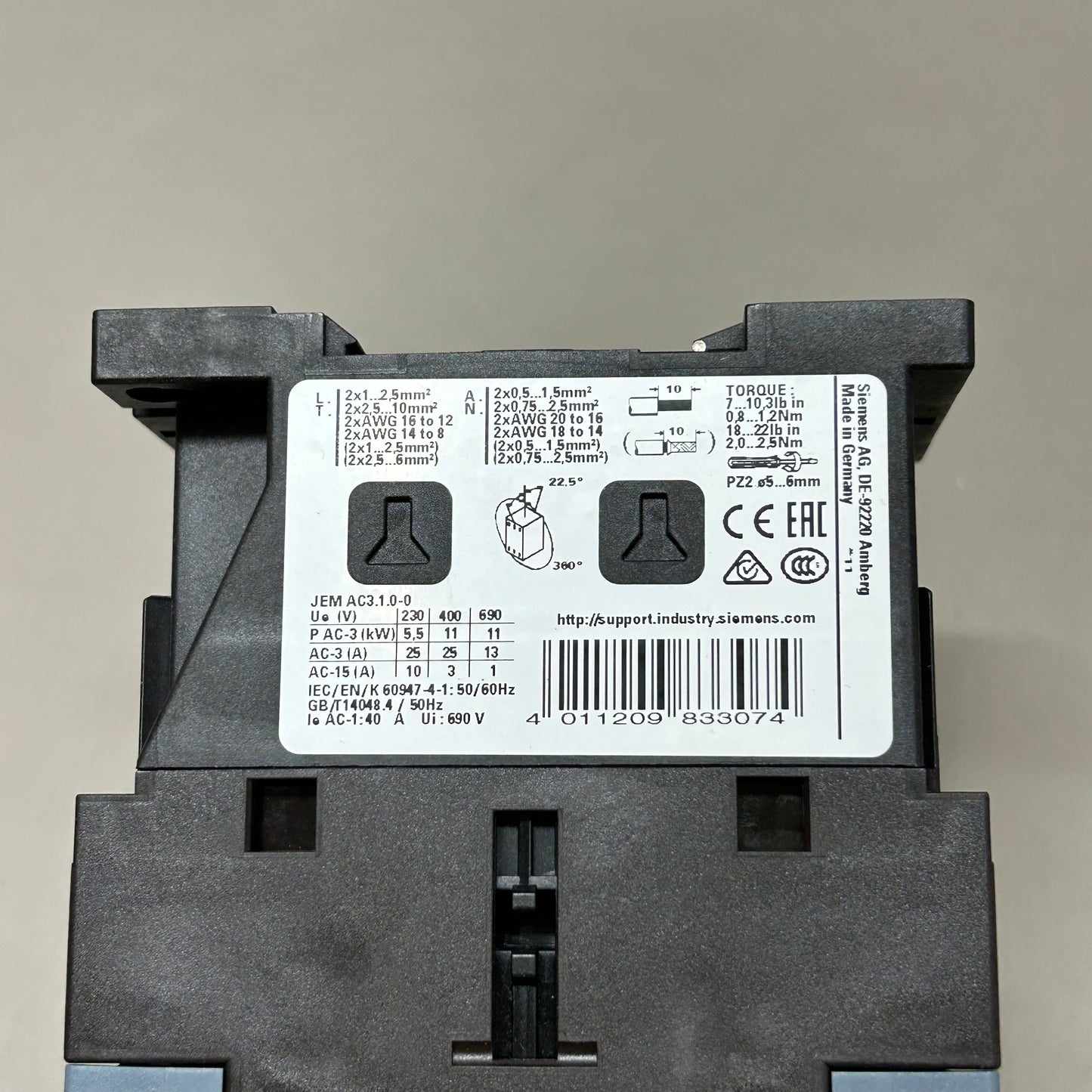 SIEMENS Power Contactor 3-Pole 24V 50Hz Black Sz S0 3RT2026-1AB00 (New)