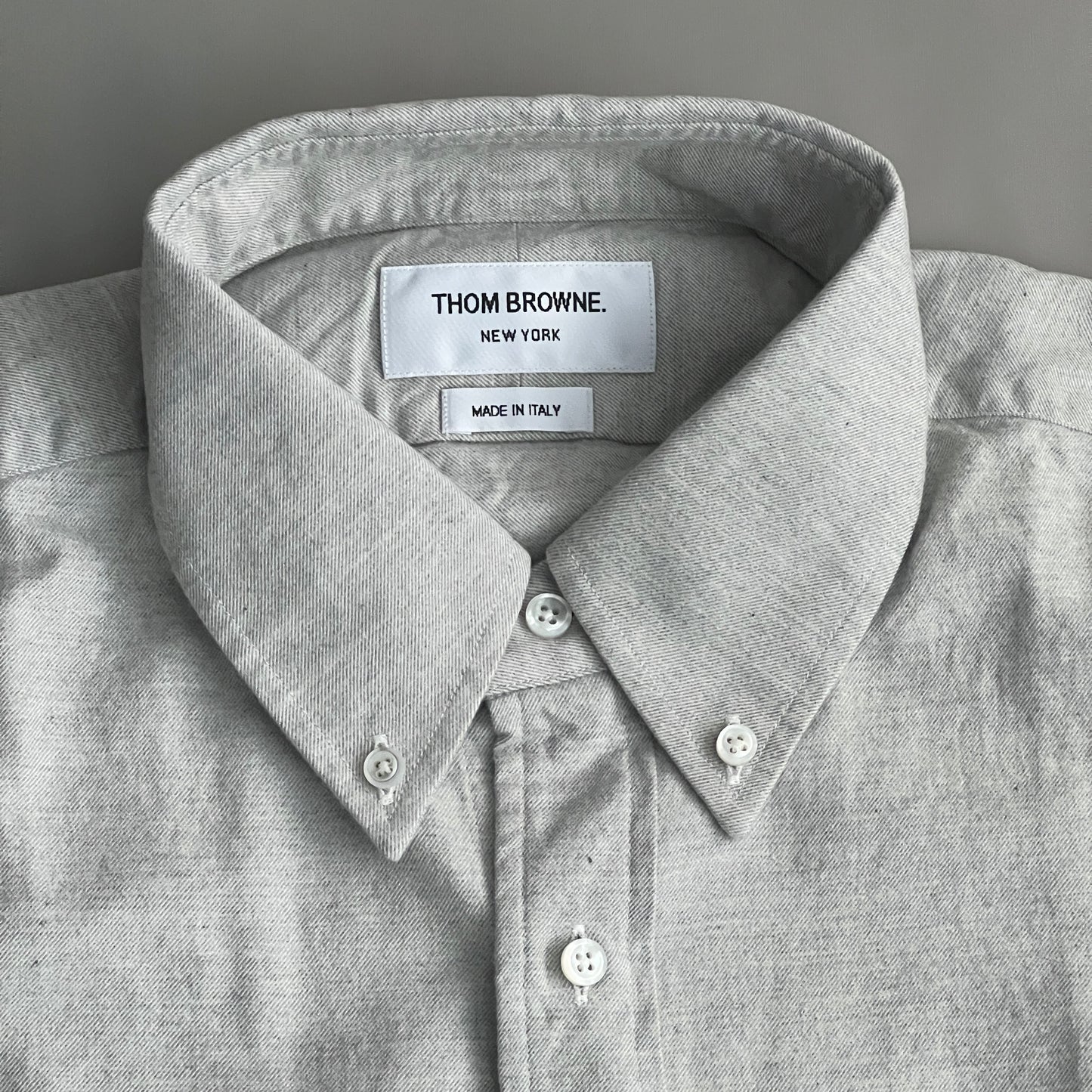 THOM BROWNE Straight Fit Button-Down Long Sleeve w/CB RWB Flannel shirt w/woven 4 Bar Sleeve in Med Grey Size 2 (NEW)