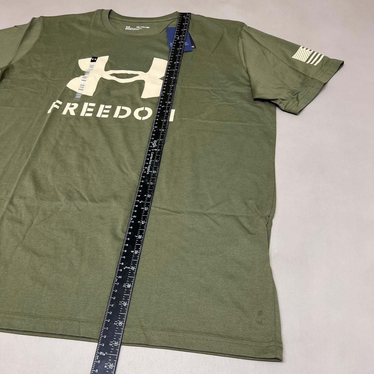 UNDER ARMOUR Freedom Logo T-Shirt Men's Marine OD Green / Desert Sand - 390 Sz XXL 1370811 (New)
