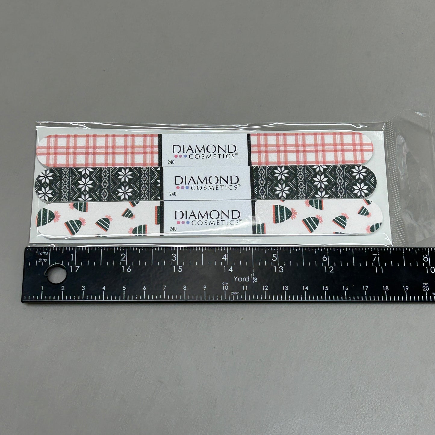 DIAMOND COSMETICS 12 Packs of 3! Holiday Nail Files Multiple Prints 85386DT (New)