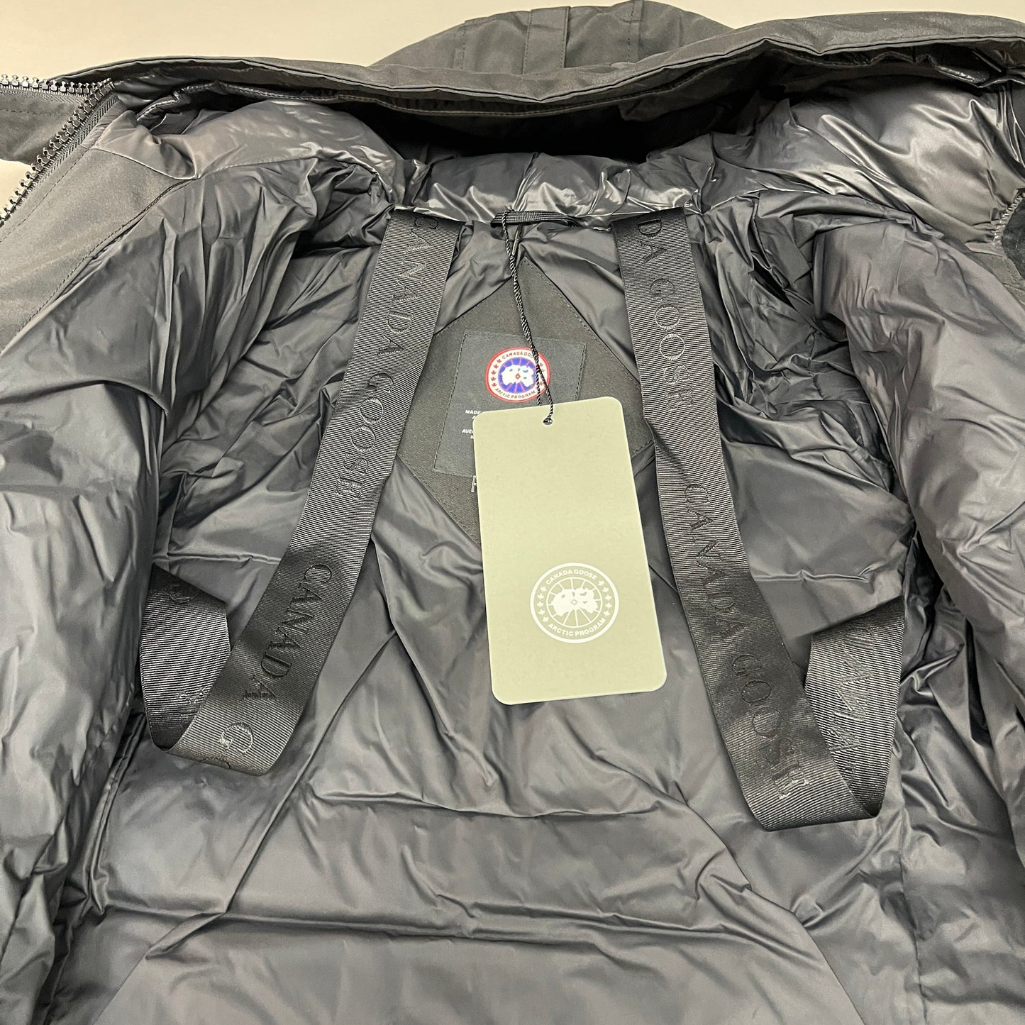 CANADA GOOSE Lorette Parka Ladies Sz SP Black 2090W MSRP $1,295