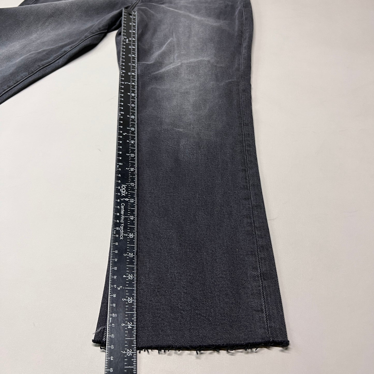 ARTICLES OF SOCIETY Kate Eleele Raw Hem Cropped Jeans Women's Sz 26 Black 4810TQB-720 (New)