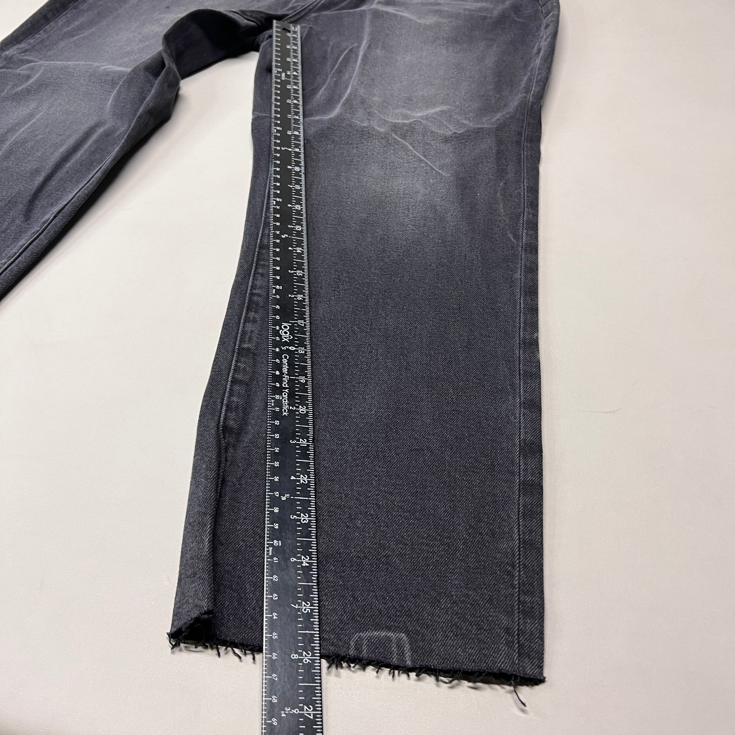 ARTICLES OF SOCIETY Kate Eleele Raw Hem Cropped Jeans Women's Sz 32 Black 4810TQB-720 (New)