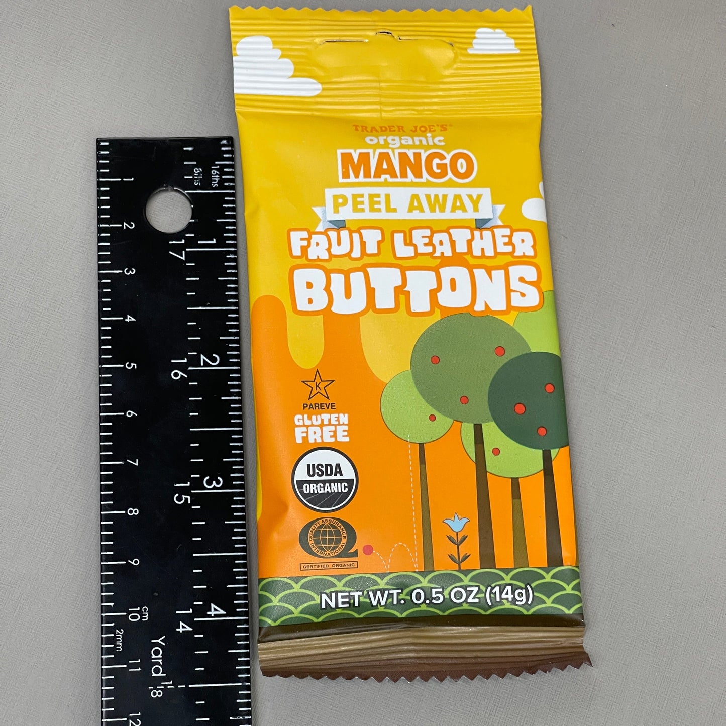 ZA@ TRADER JOE'S Box of 24 Organic Mango Peel Away Fruit Leather Buttons .5 oz 07/23