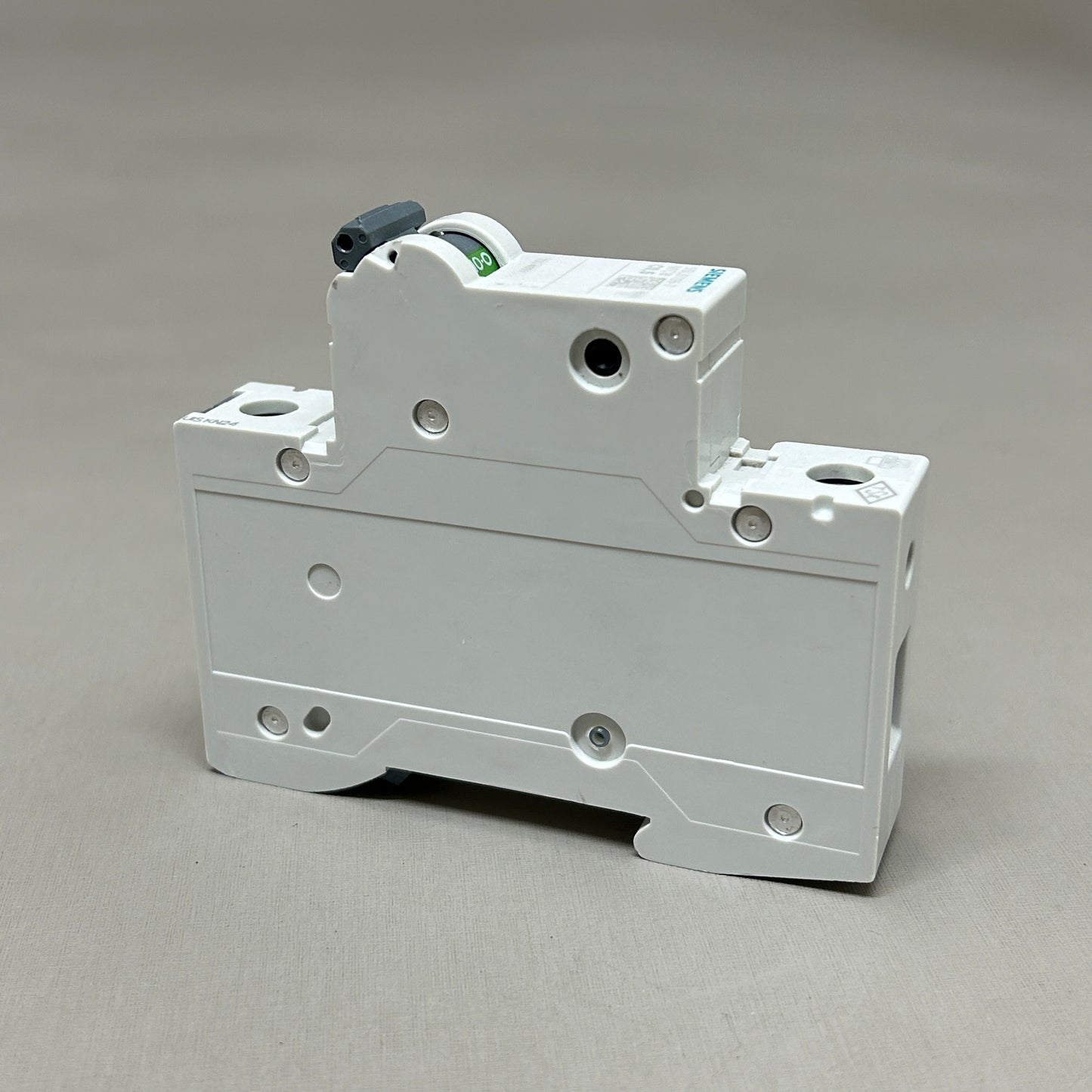 SIEMENS Miniature Circuit Breaker 230/400 V 6KA Off-White 5SL6105-7 (New)