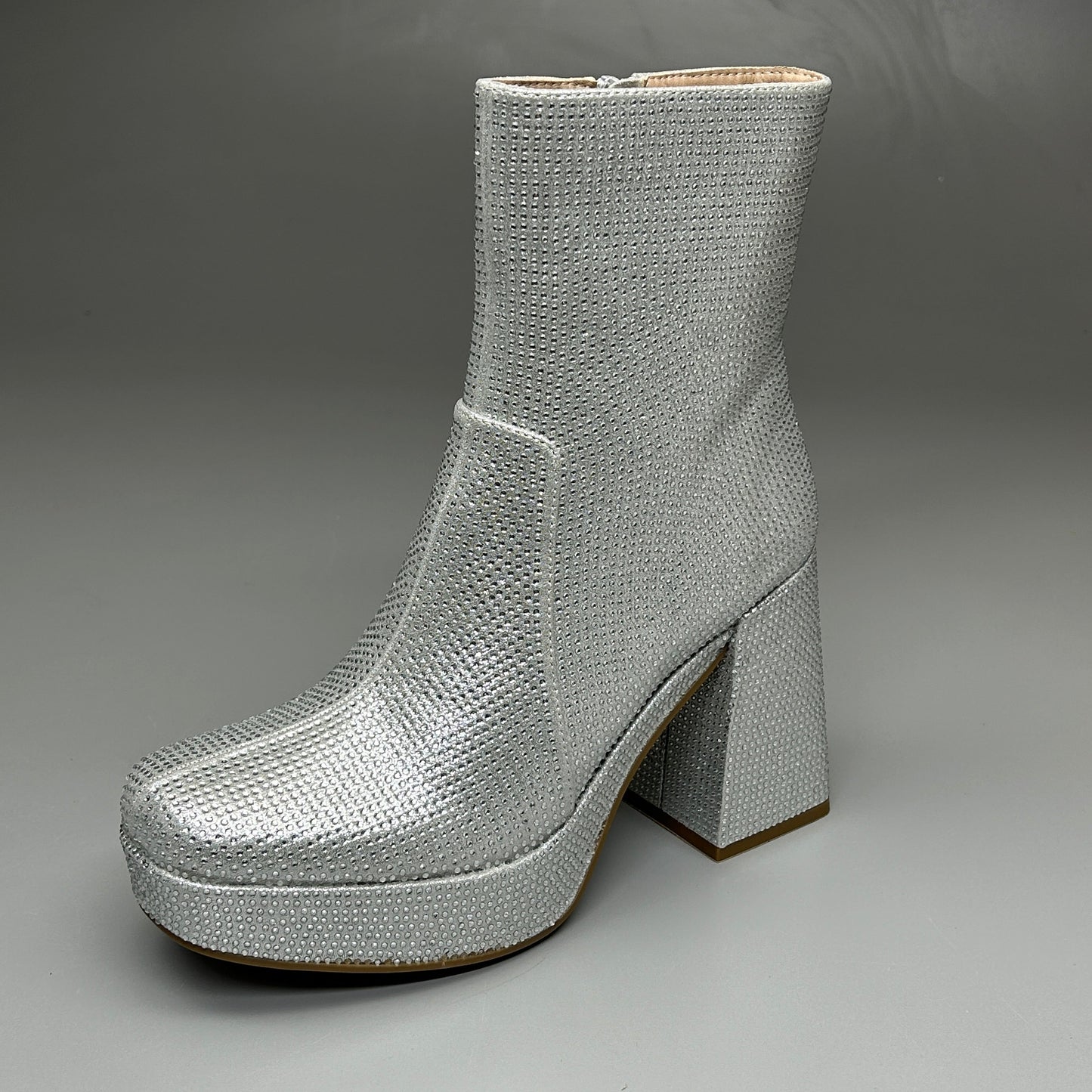 MIA Iva Silver Stone Heeled Boots Women's Sz 6 Silver GS1253108 (New)