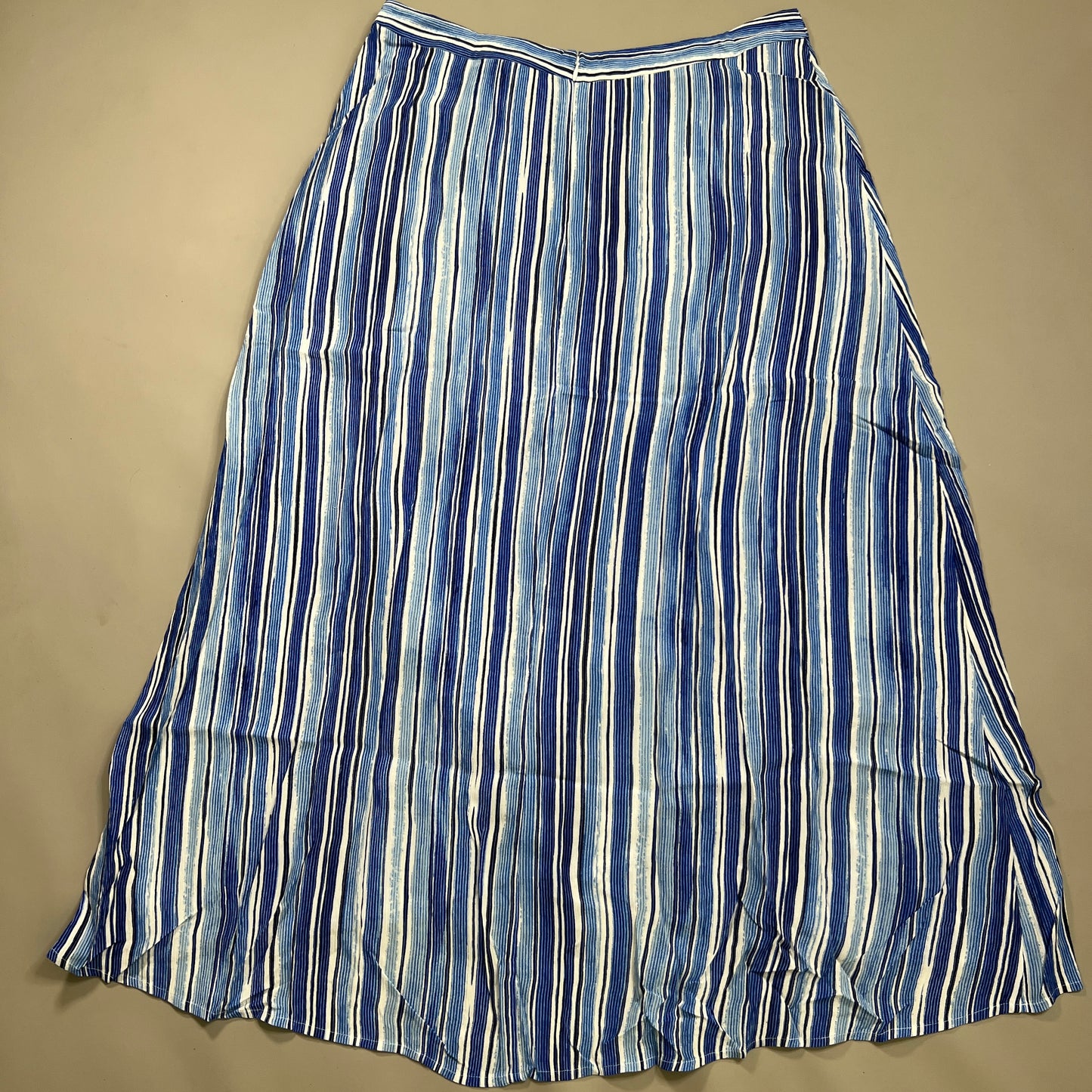 TOMMY BAHAMA Women's Divine Lines Maxi Skirt White Blue Boho Stripe Size 14 (New)