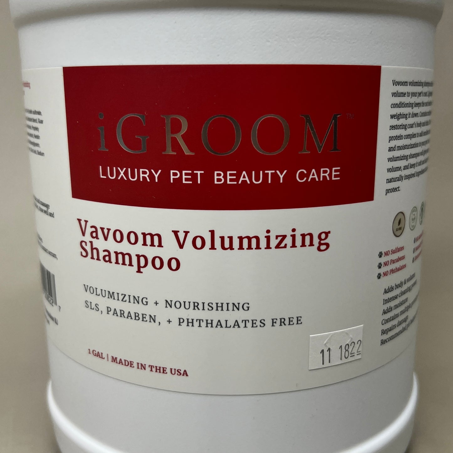 IGROOM Vavoom Volumizing Pet Shampoo, Luxury Pet Beauty Care 128 fl oz (New)