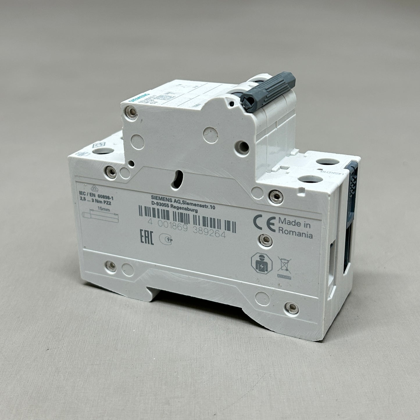 SIEMENS Miniature Circuit Breaker 230V 6KA Off-White 5SL6503-7 (New)