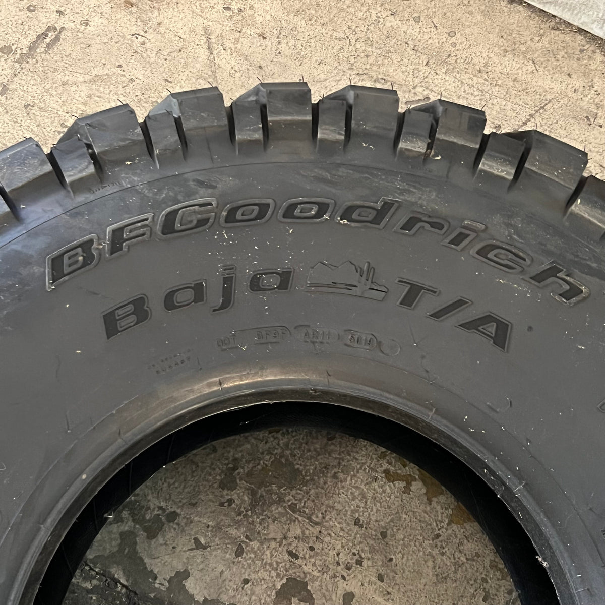 BFGOODRICH Baja T/A Tire 37x12.50 R16.5 LT - DOT: BF9F
