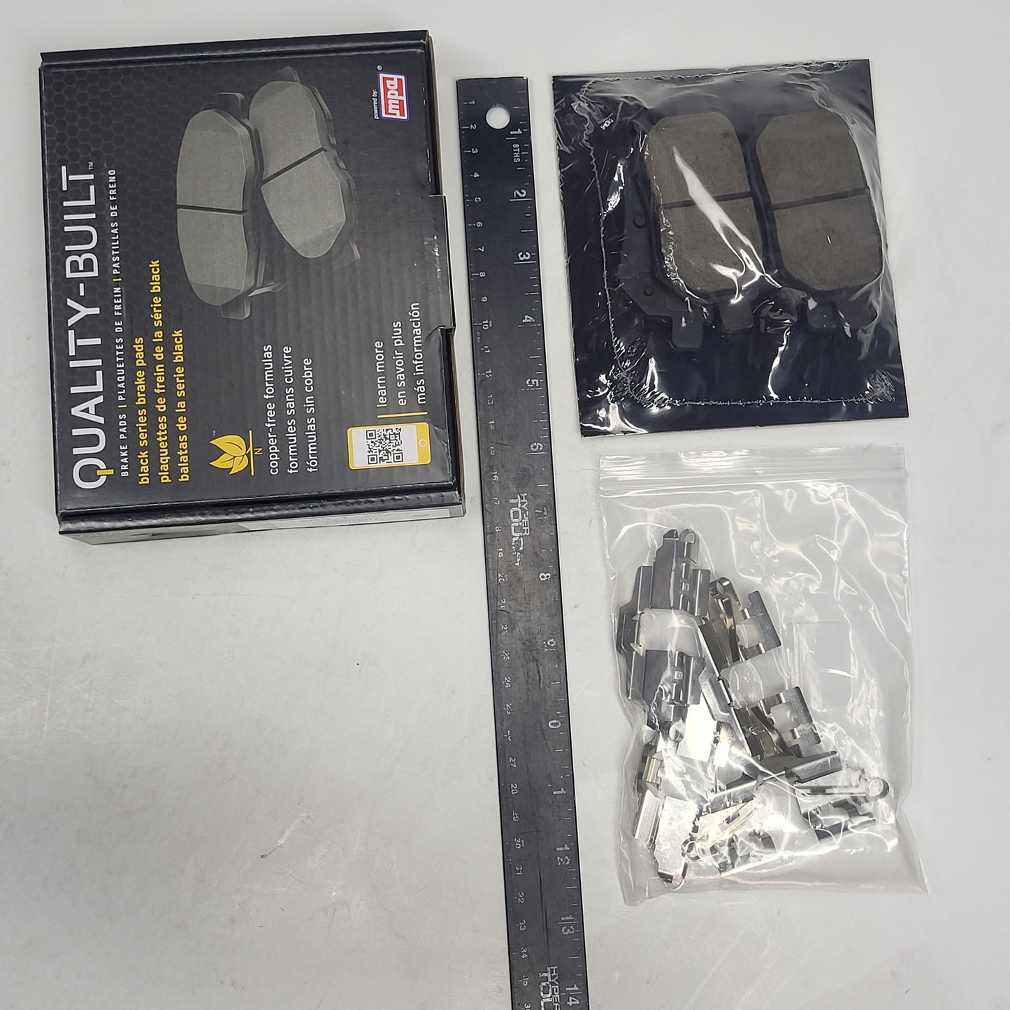 QUALITY-BUILT Ceramic Disc Brake Pad Set Black Rear 1003-1354AC