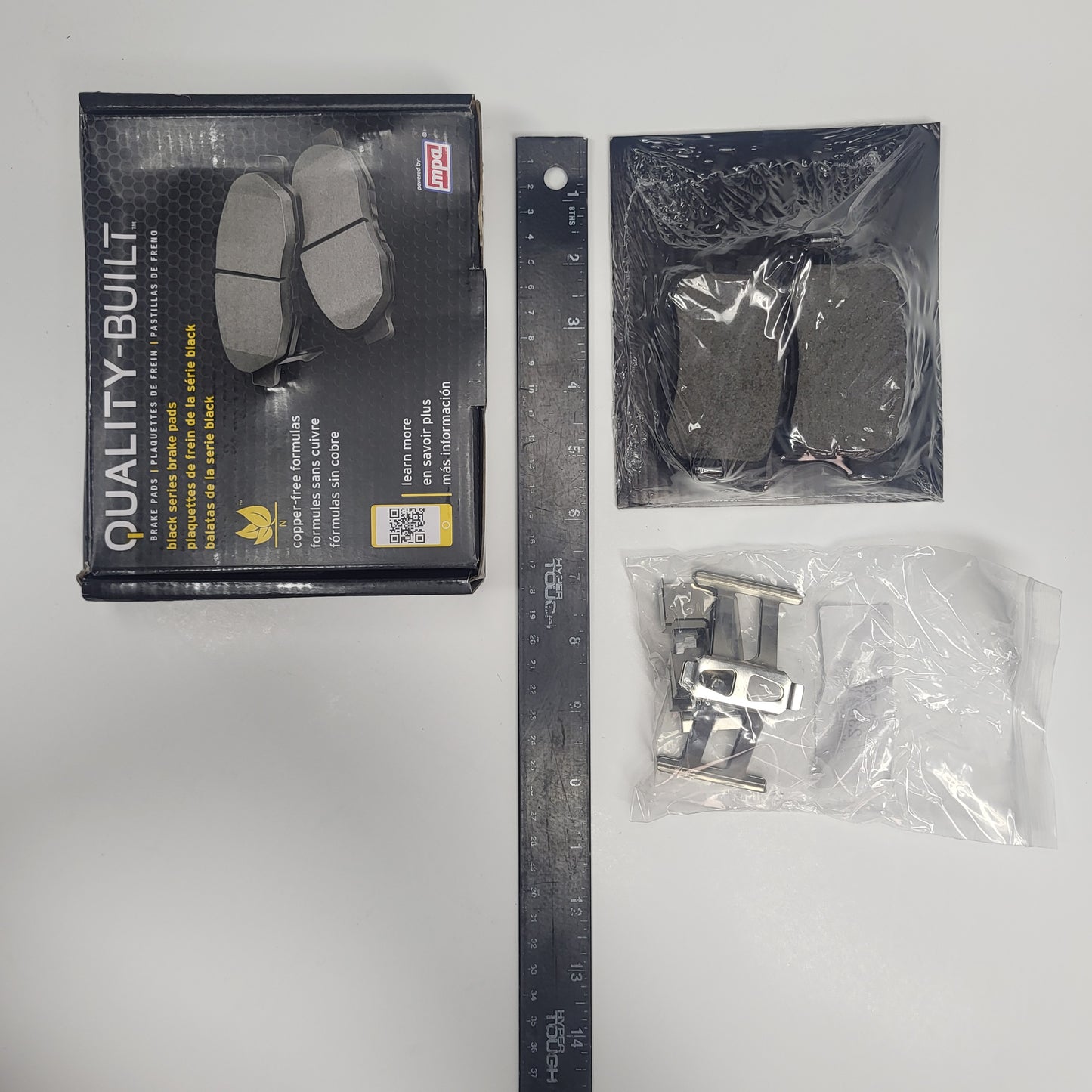 QUALITY-BUILT Ceramic Disc Brake Pad Set Black Rear 1003-0537C