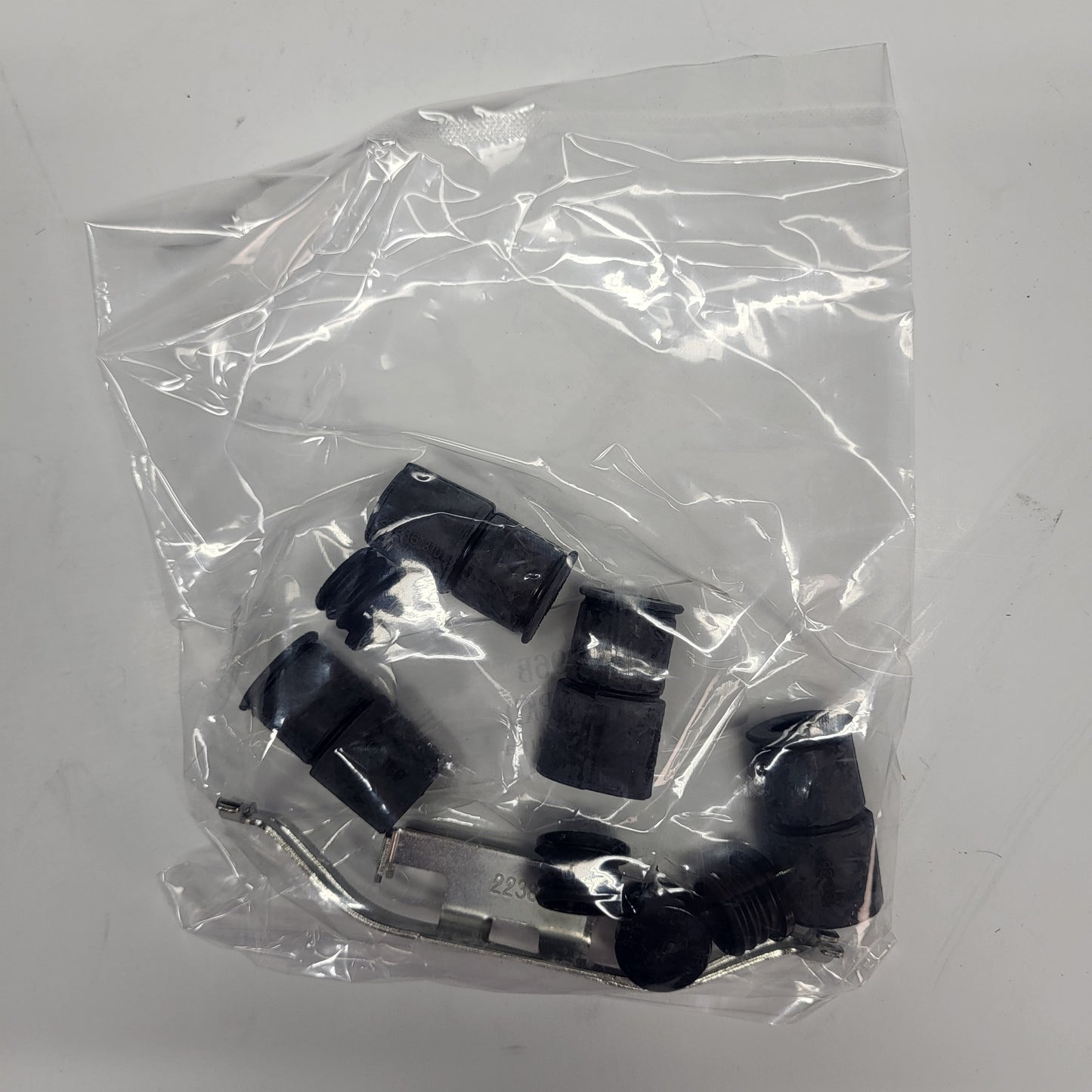 QUALITY-BUILT Ceramic Disc Brake Pad Set Black Rear 1003-1267C