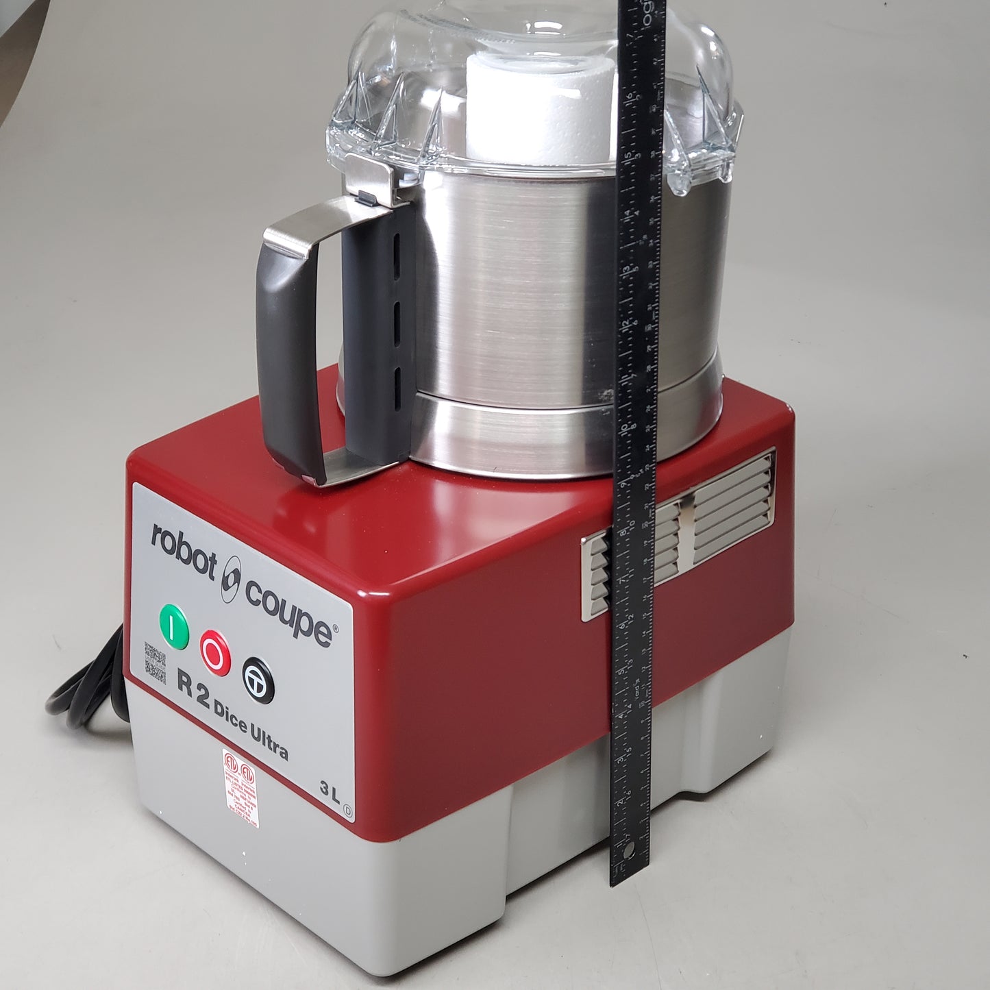 ROBOT COUPE R2D Dice Ultra W/ Vegetable Prep Attachment 120v/60/1 2519DW and Other Accessories