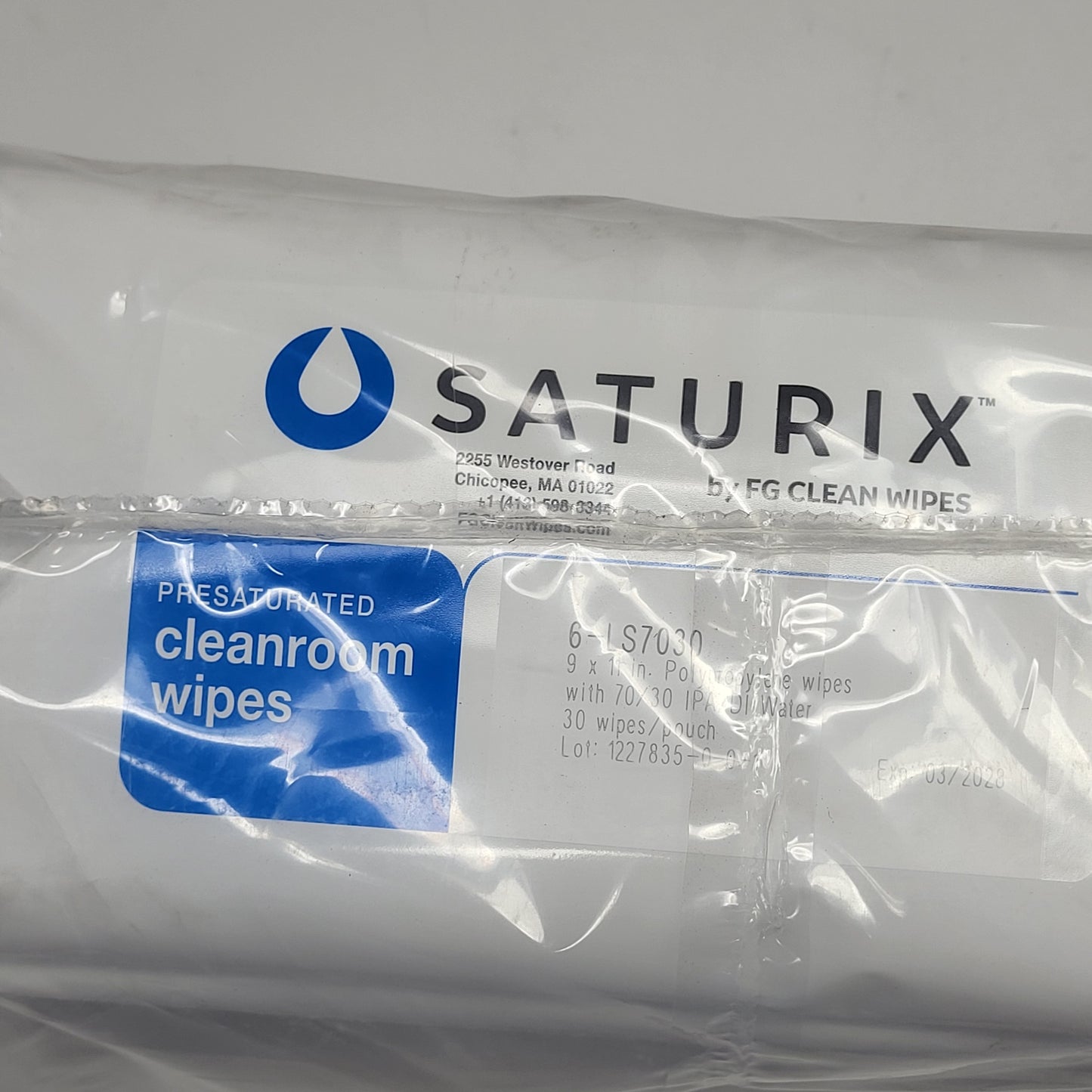 ZA@ SATURIX (24 PACK) Presaturated Cleanroom Wipes  9 x 11 inch / 30 Wipes Each
