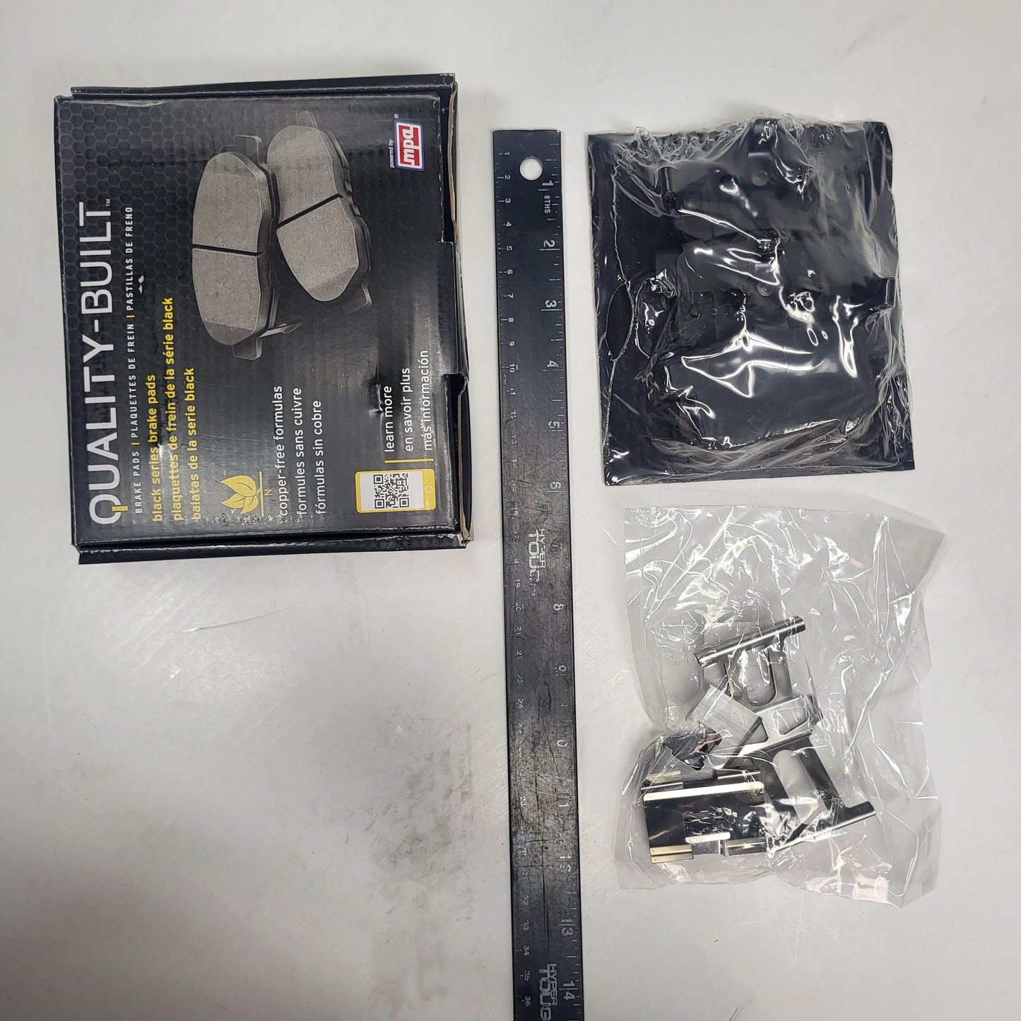 QUALITY-BUILT Ceramic Disc Brake Pad Set Black Rear 1003-1086C