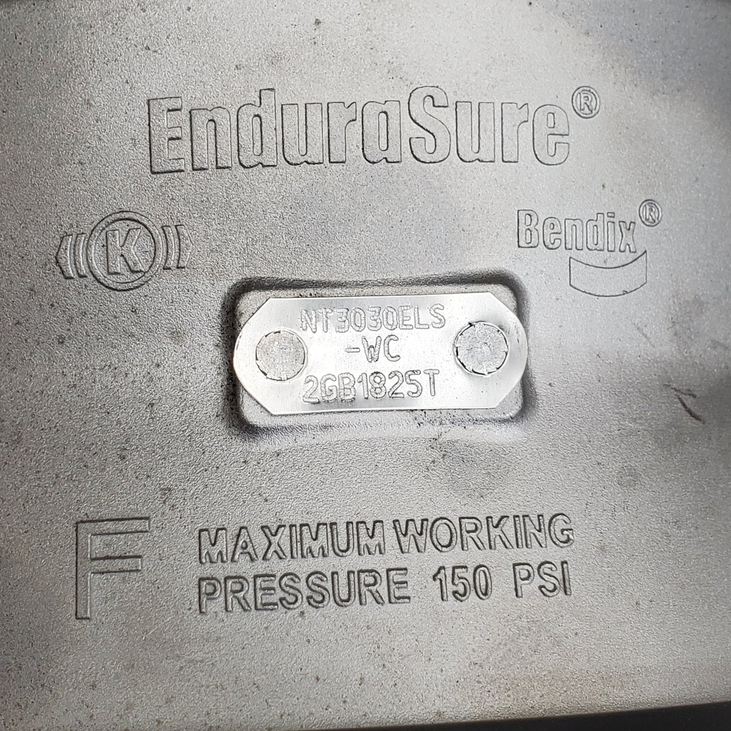 BENDIX EndurSure Air Long Stroke Spring Brake Chamber W/ Welded Clevis 3030 NT3030ELS-WC (New Other)