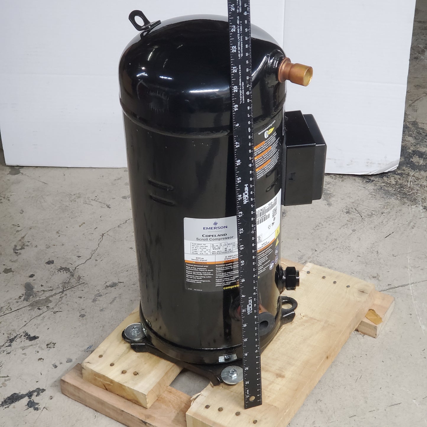 EMERSON Copeland Scroll Compressor High Temp R410A 460v3ph 168,000btu ZP137KCETFD950