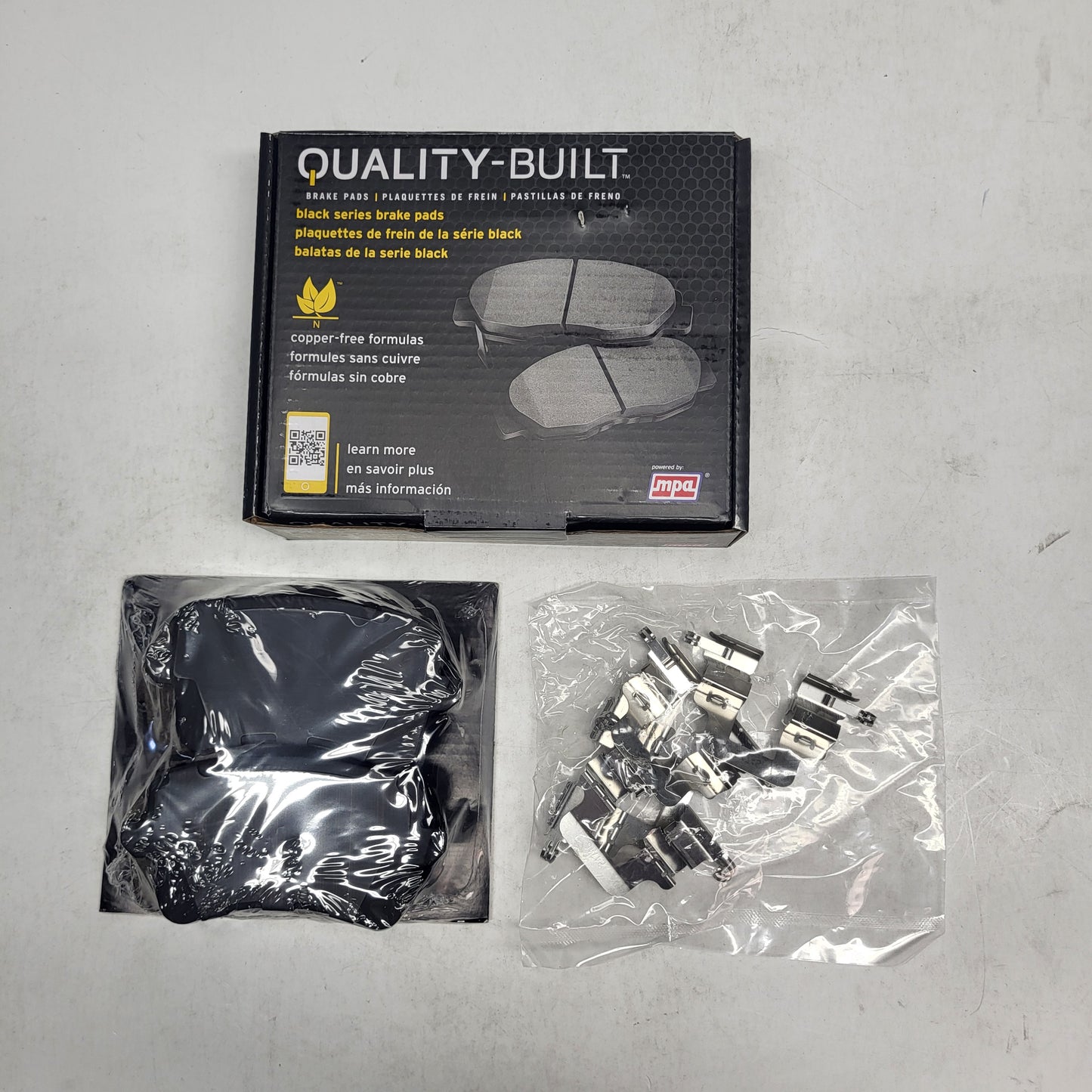 QUALITY-BUILT Ceramic Disc Brake Pad Set Black 1003-1386C
