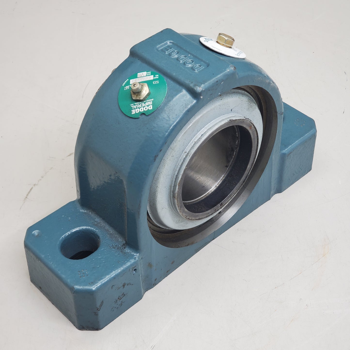 DODGE Pillow Block Bearing 2 Bolt 2-7/16" Bore 2-3/4" Base To Center Height 069443 P2B-IP-207RE