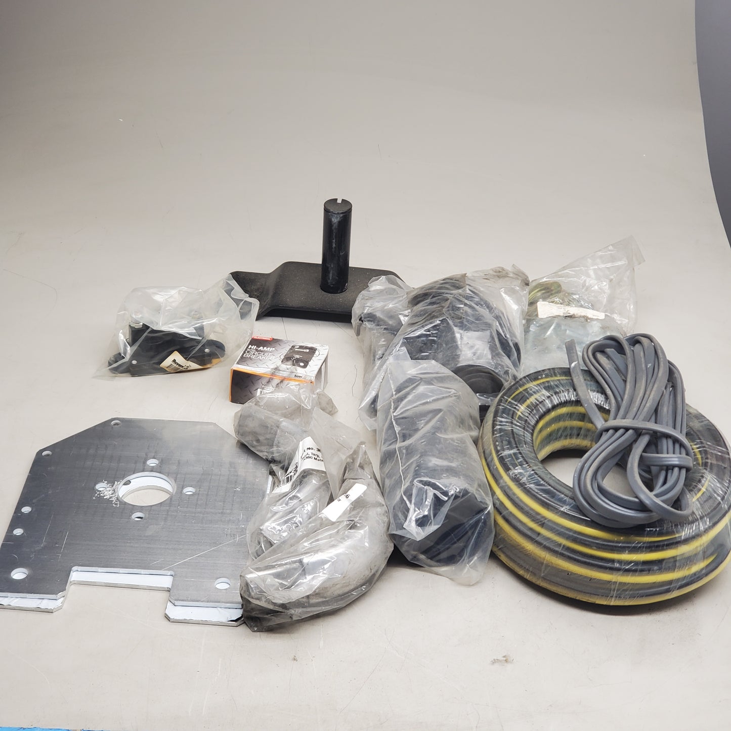 ZA@ BUYERS Automatic Tarp Systems Accessories Wire, Mounting Plates, Circuit Breaker & Solenoid Switch Kit (New Other)