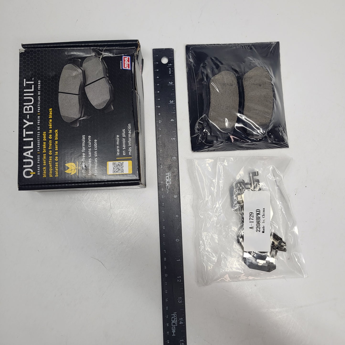 QUALITY-BUILT Ceramic Disc Brake Pad Set Black Rear 1003-1729C