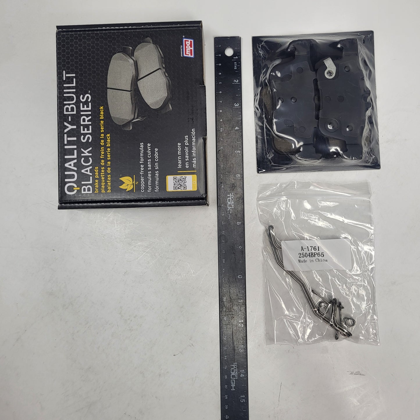 QUALITY-BUILT Ceramic Disc Brake Pad Set Black Rear 1003-1665AC