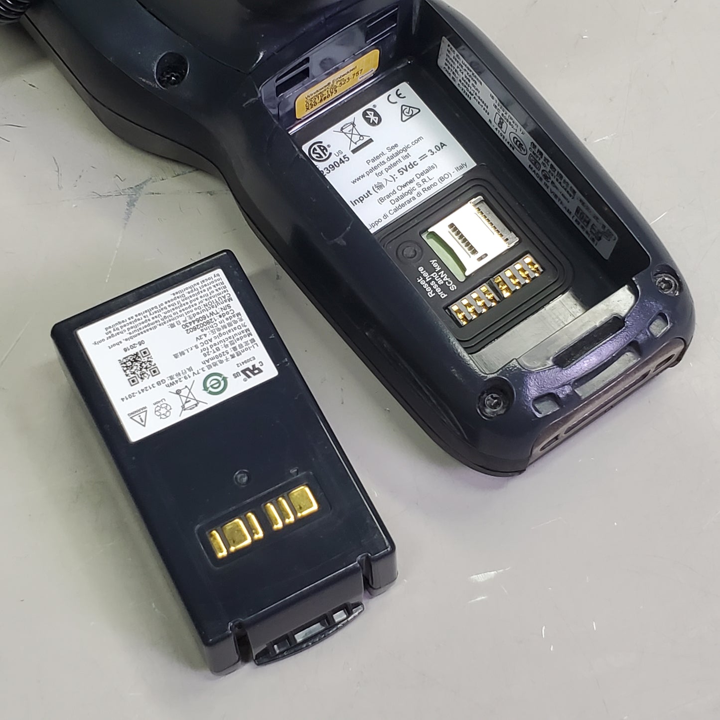 DATALOGIC Mobile Computer Scanner W/ Battery, Cradle & Stylus FALCON X4 (Used)