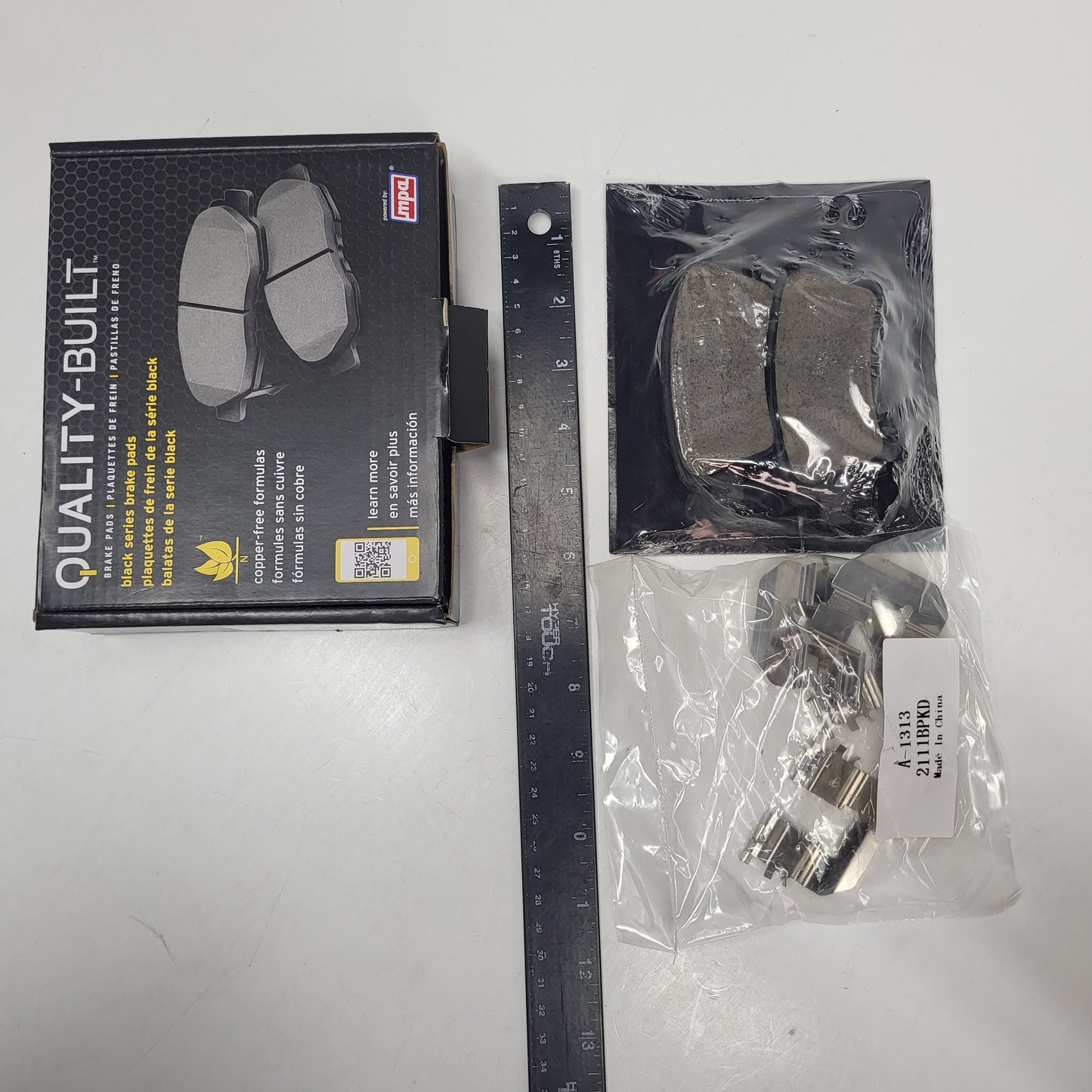 QUALITY-BUILT Ceramic Disc Brake Pad Set Rear Black 1003-1544C