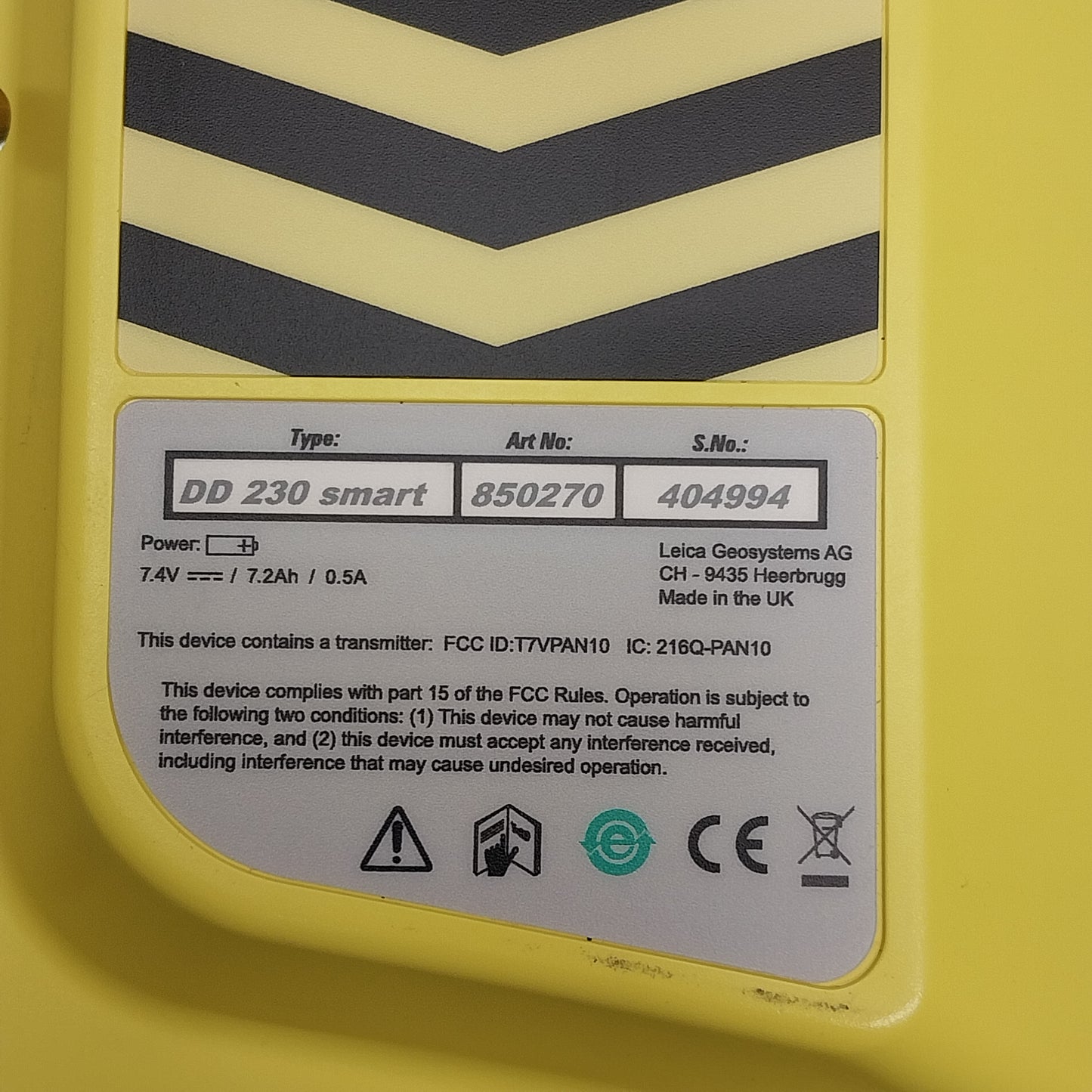 LEICA GEOSYSTEMS DD230 Leica Smart Utility Cable Locator 6011595 29½"x11" Yellow