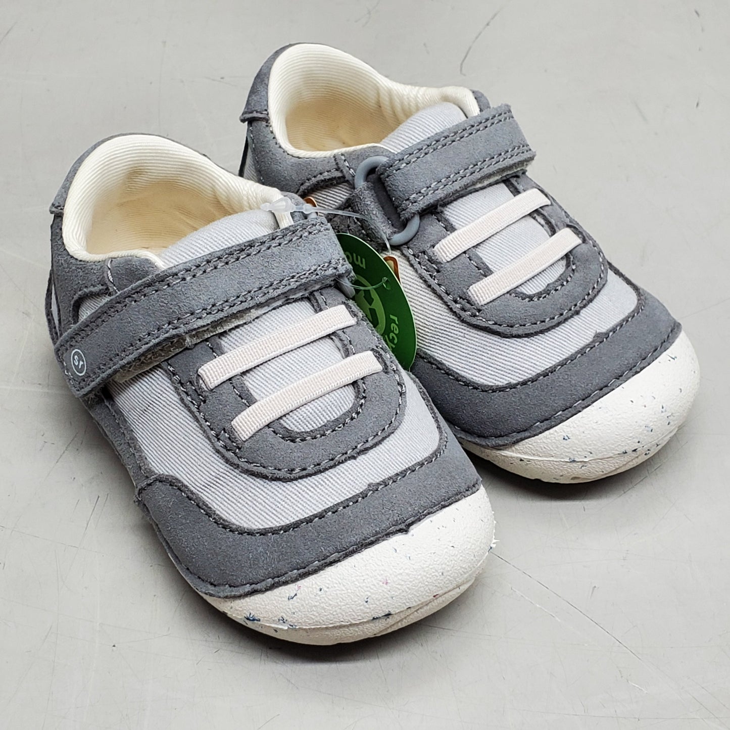 STRIDE RITE SM Sprout Sneaker Shoes Toddler SZ 4W Light Grey BB033004